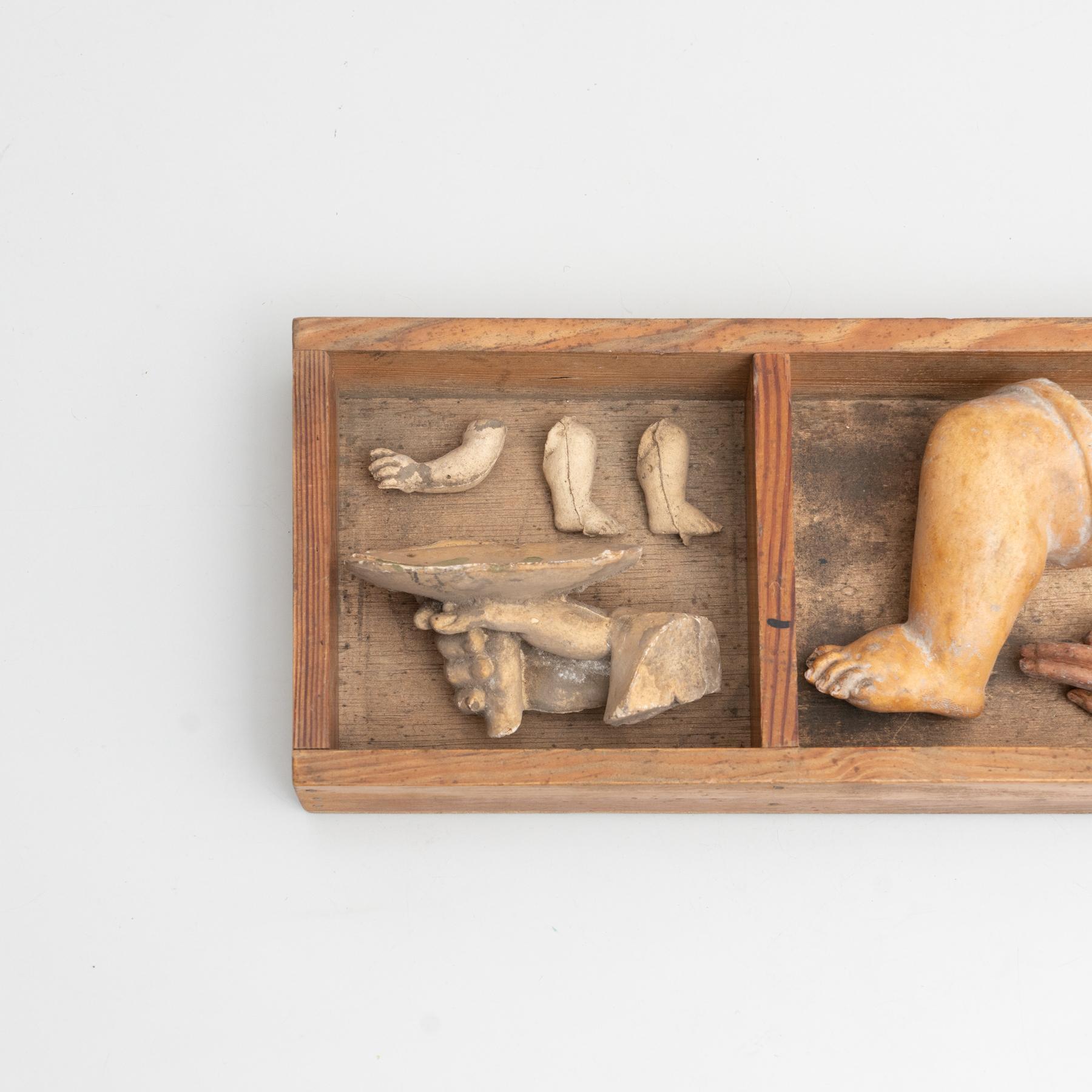 Moderne Cabinet de curiosités Tiroir Sculpture d'art, circa 1950 en vente