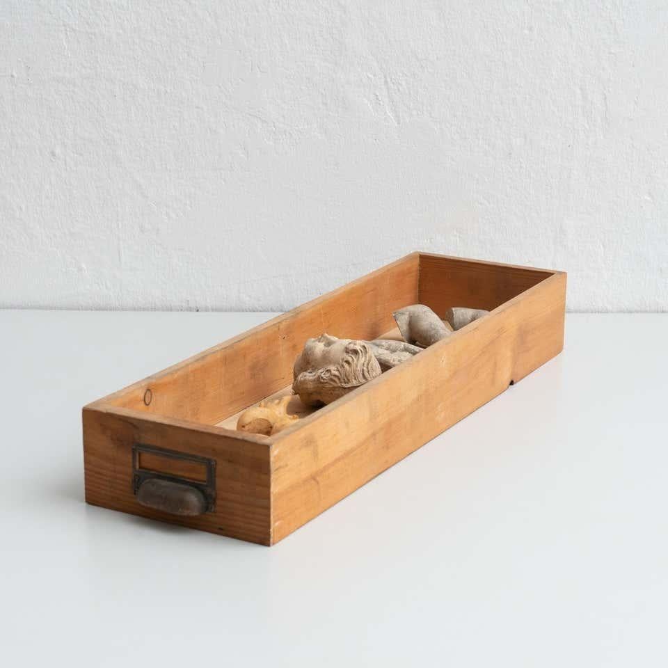 Milieu du XXe siècle Cabinet de curiosités Tiroir Sculpture d'art, circa 1950 en vente