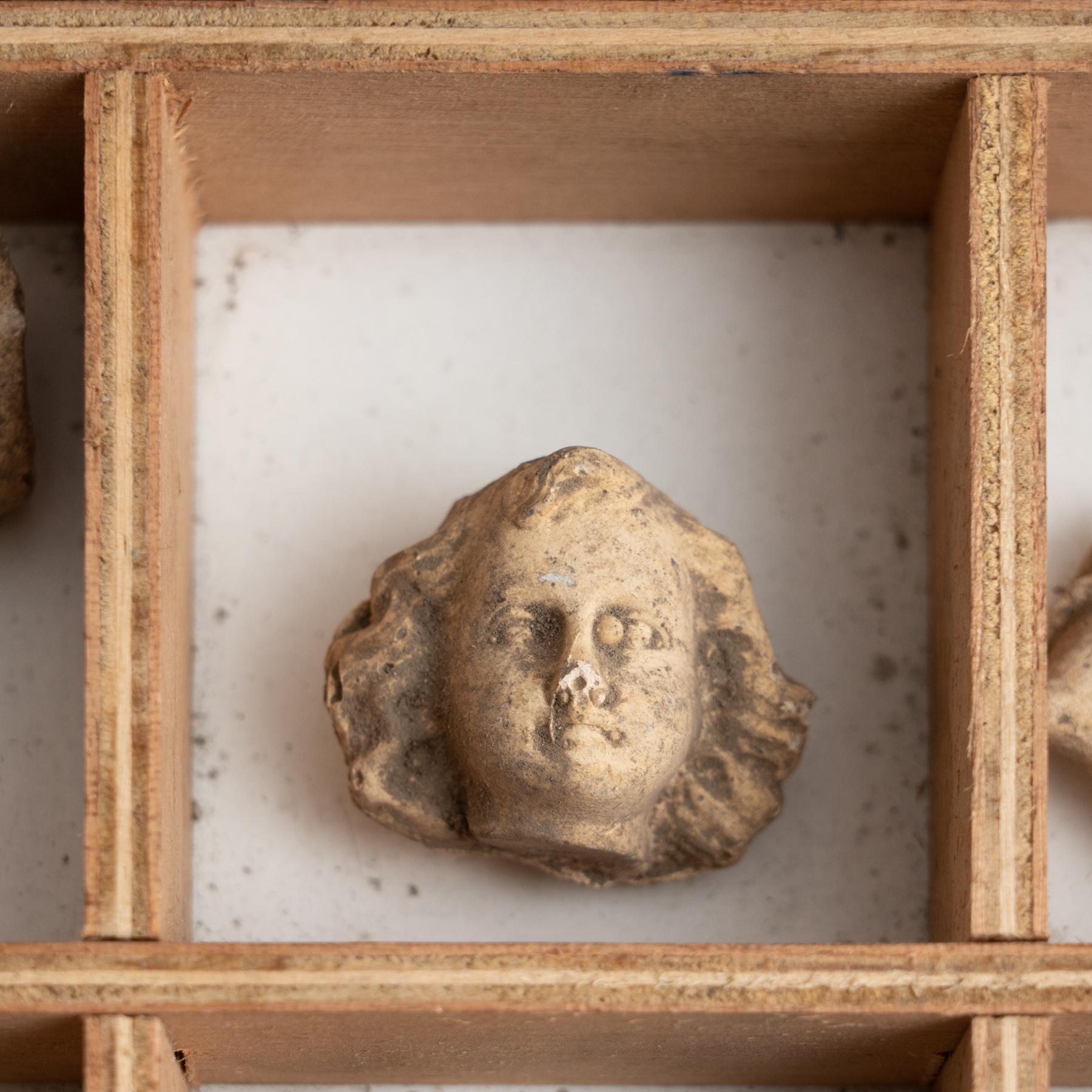 Milieu du XXe siècle Cabinet de curiosités Tiroir Sculpture d'art, circa 1950 en vente