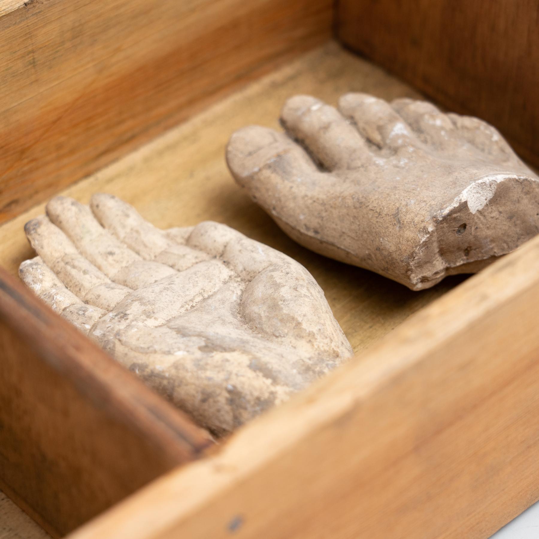 Plâtre Cabinet de curiosités Tiroir Sculpture d'art, circa 1950 en vente