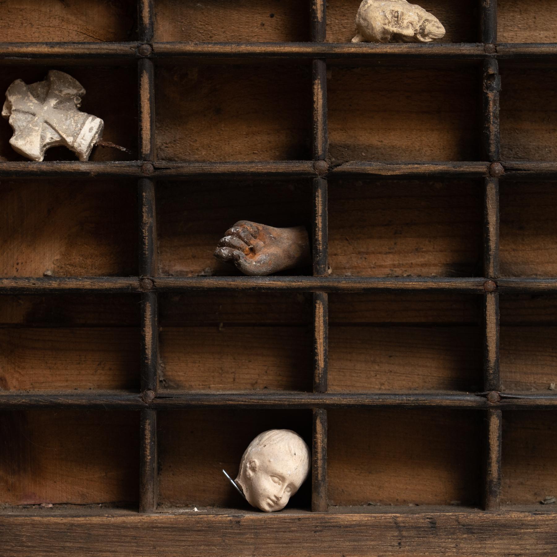 Cabinet of Curiosities Sculptural Artwork, circa 1950 For Sale 3