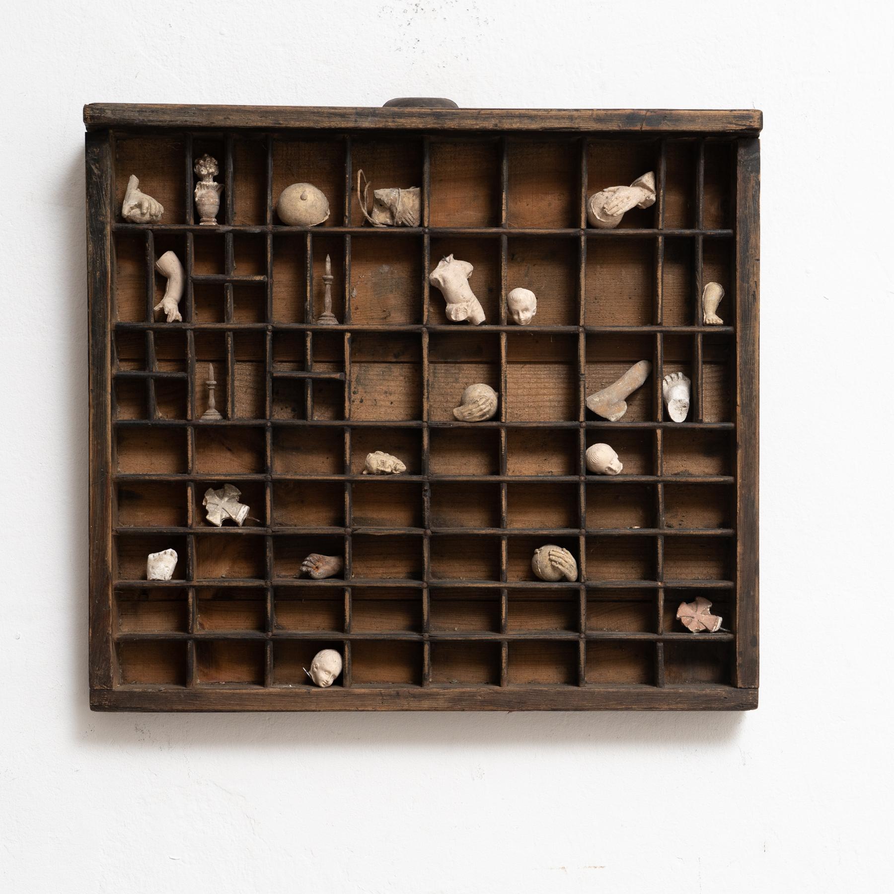 Cabinet of Curiosities Sculptural Artwork, circa 1950 In Good Condition For Sale In Barcelona, ES
