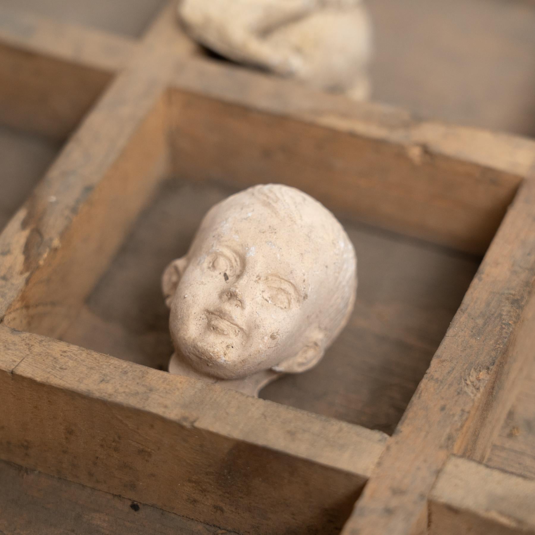 Milieu du XXe siècle Cabinet de curiosités Sculpture d'art, vers 1950 en vente