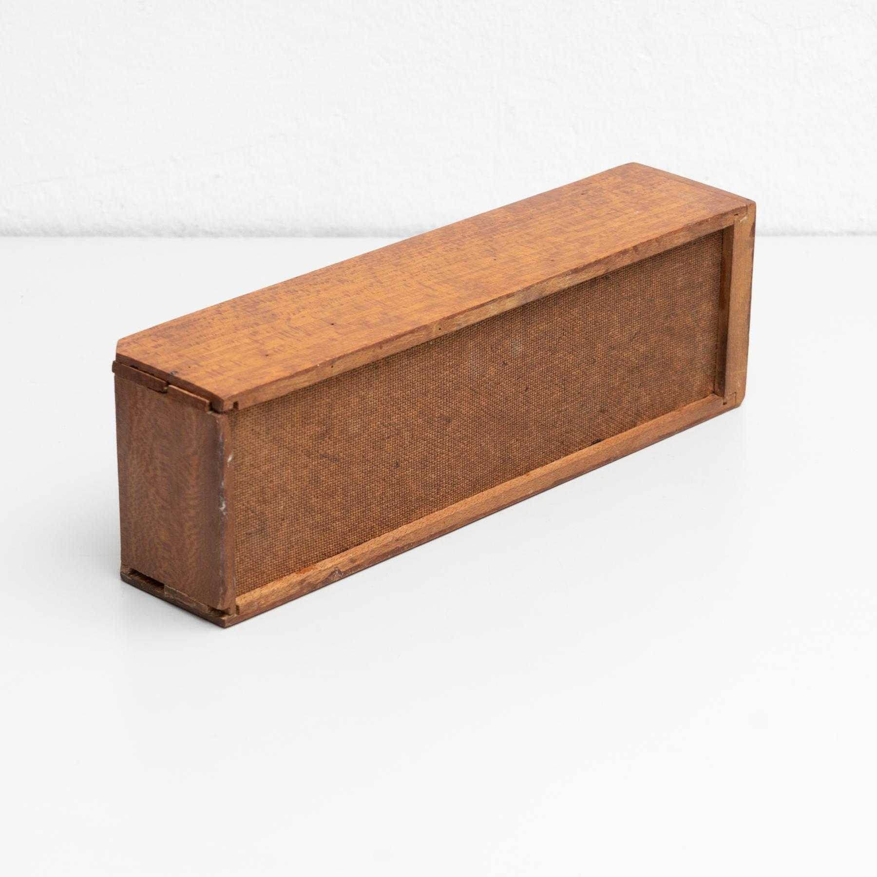 Cabinet of Curiosities Sculptural Artwork, circa 1950 For Sale 2