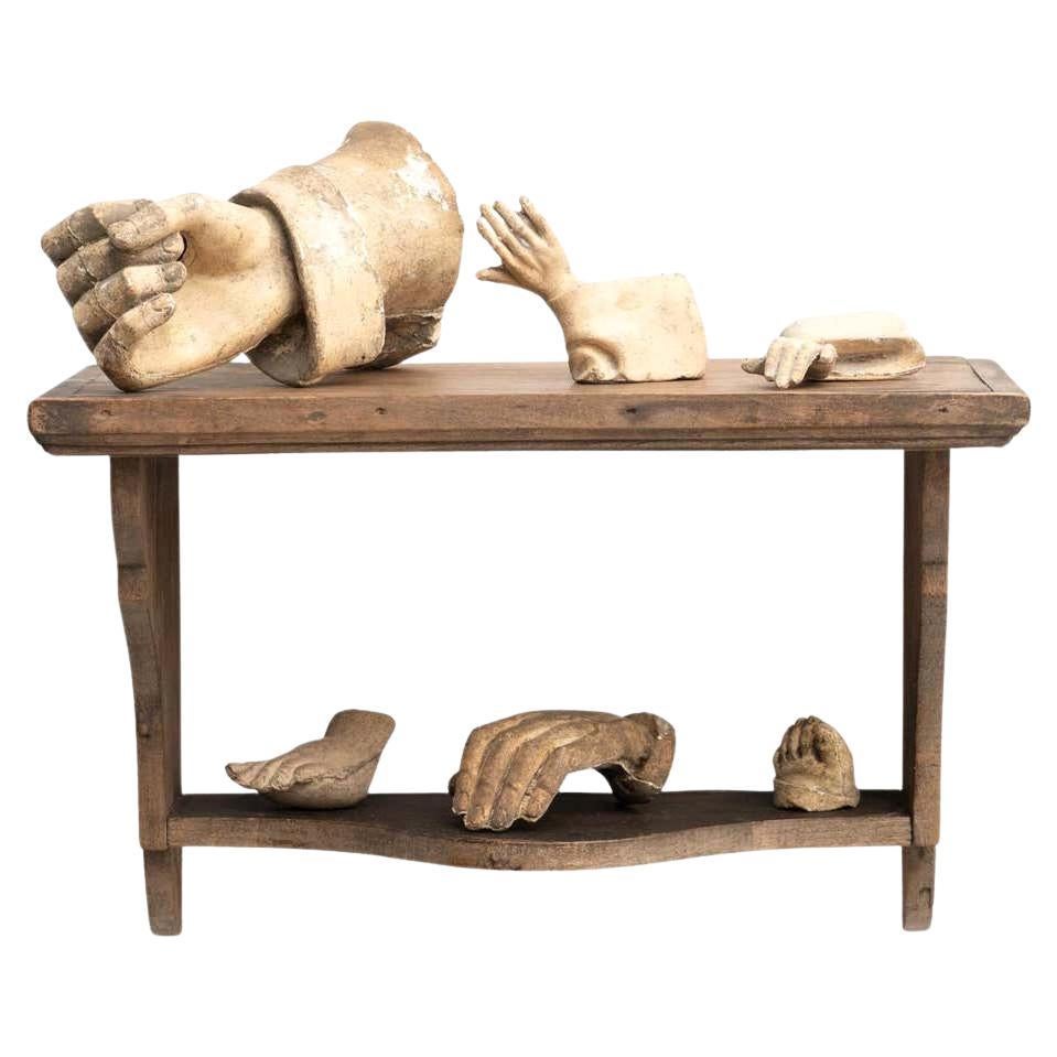 Obra de arte escultórica de estantería de pared Cabinet of Curiosities, circa 1950 en venta