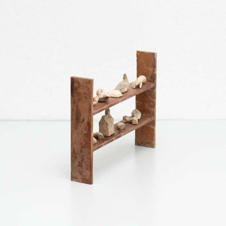 Cabinet de curiosités Shelve Sculptural Artwork, circa 1950 en vente 6