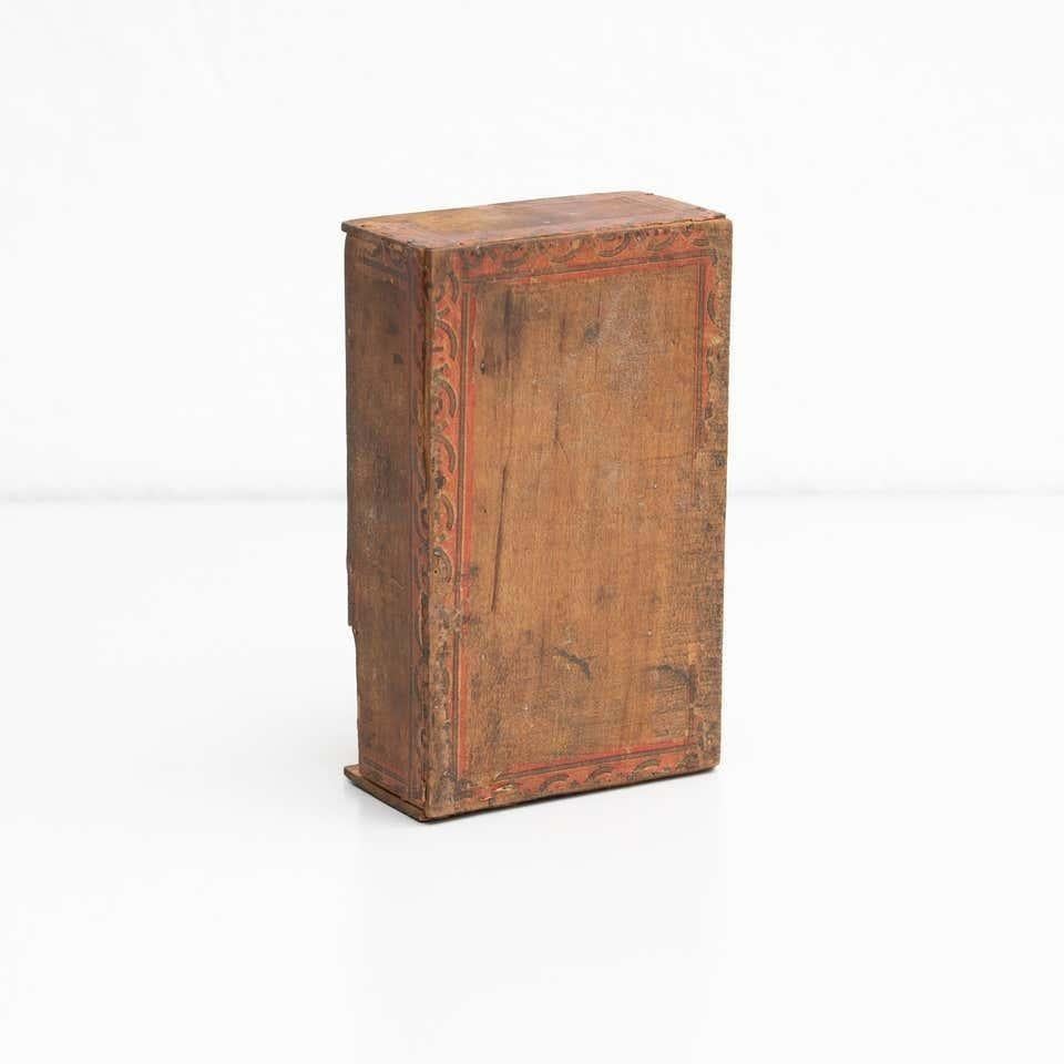 Gabinete de Curiosidades con Figuras de Yeso - Olot, España, Circa 1950 en Bueno estado para la venta en Barcelona, ES