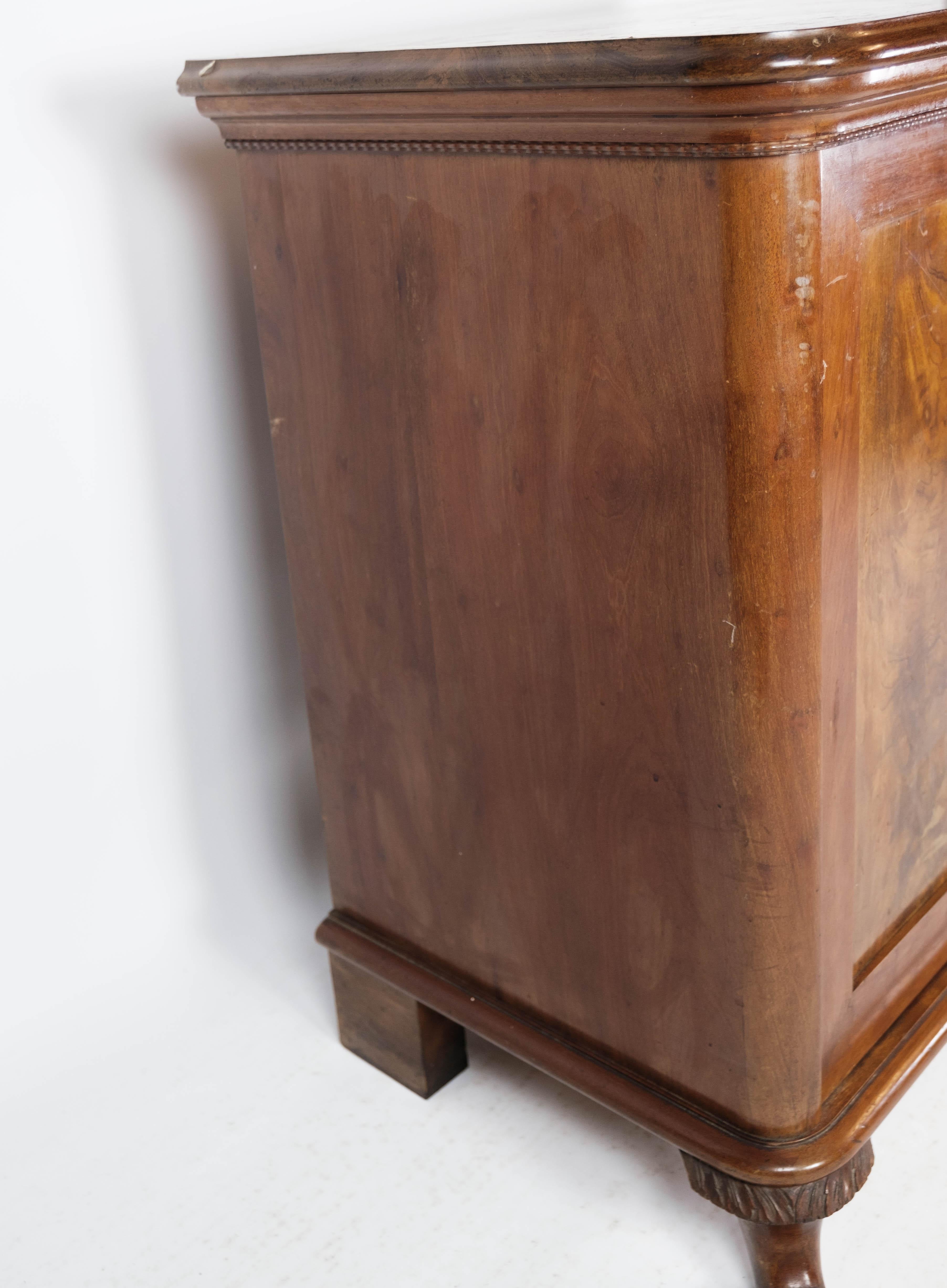 Cabinet of Mahogany on Feet, in Great Antique Condition from 1890 9