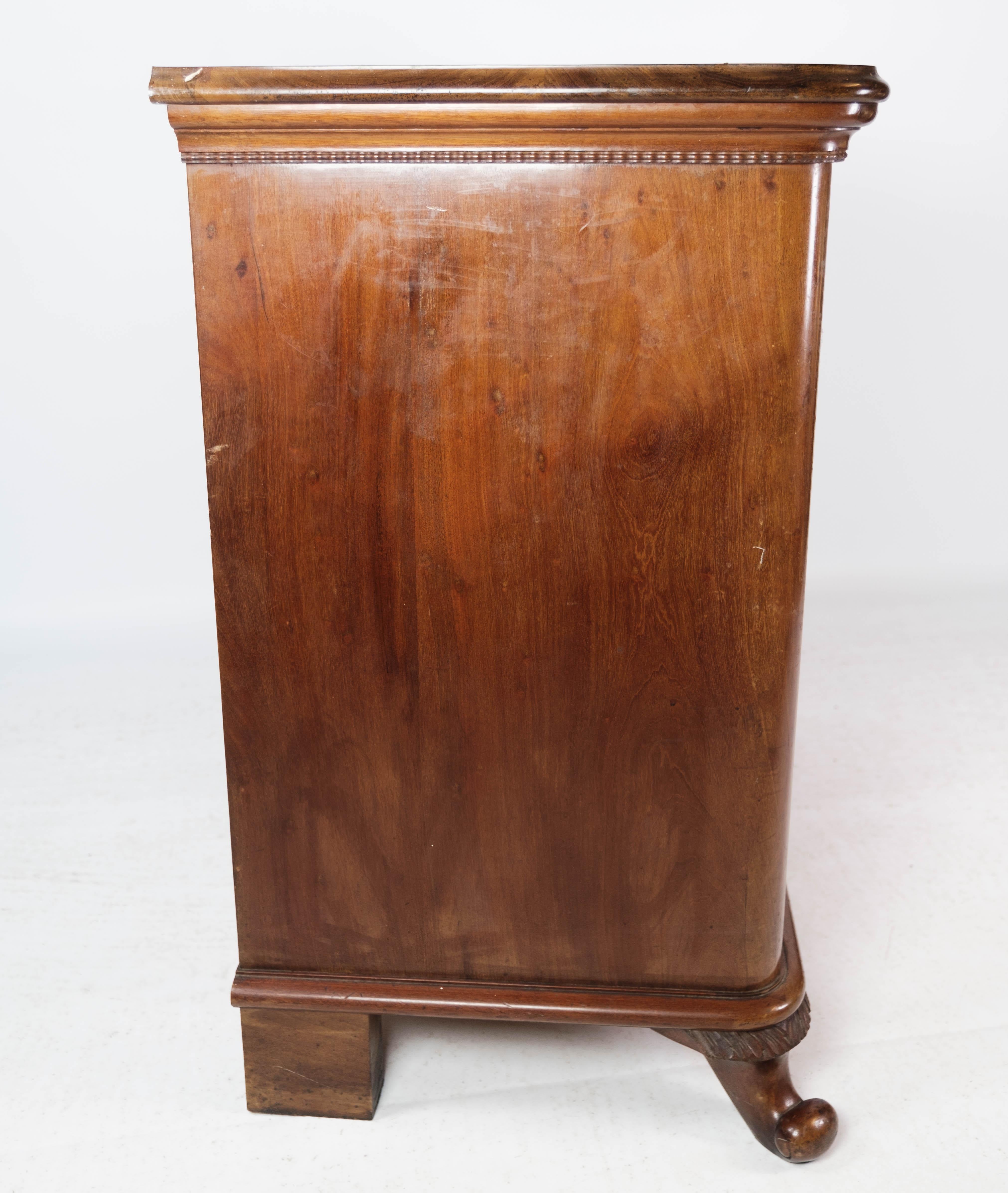 Cabinet of Mahogany on Feet, in Great Antique Condition from 1890 13