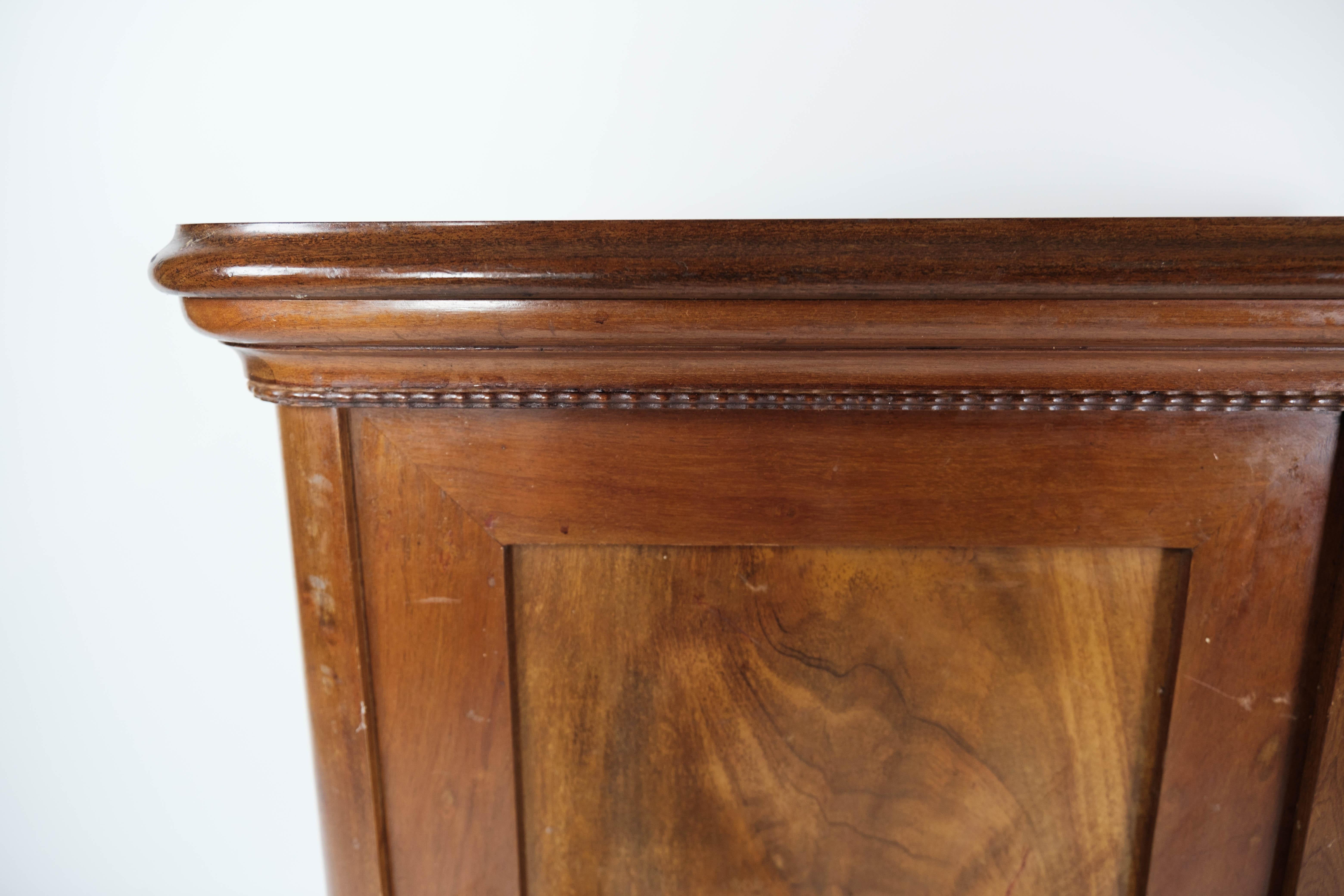 Cabinet of Mahogany on Feet, in Great Antique Condition from 1890 2