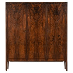 Armoire produite par l'ébéniste C.B. Hansen