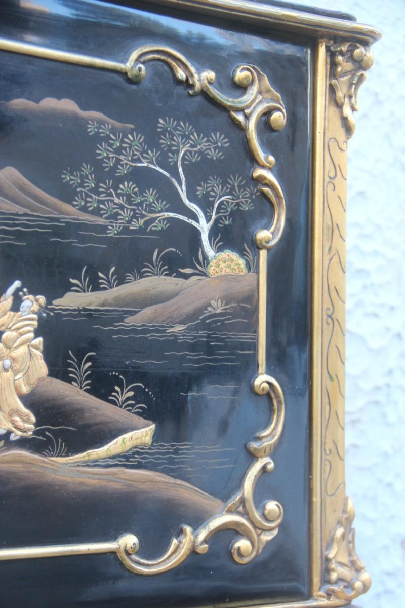 Cabinet Rococo Black and Gold Italian Mid-Century Modern Chinese Lacquer Scenes For Sale 9