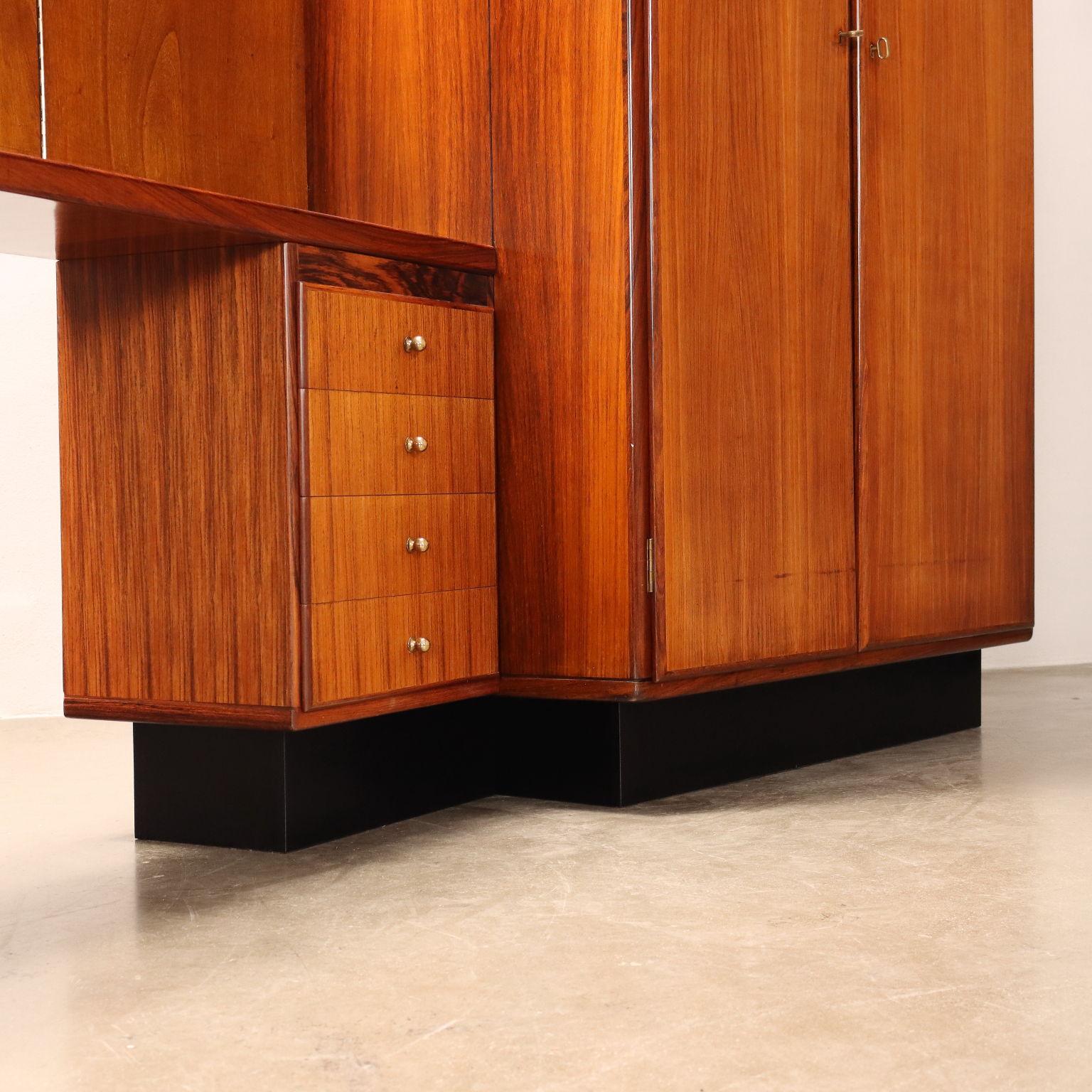 Cabinet Rosewood Italy 1950s For Sale 7