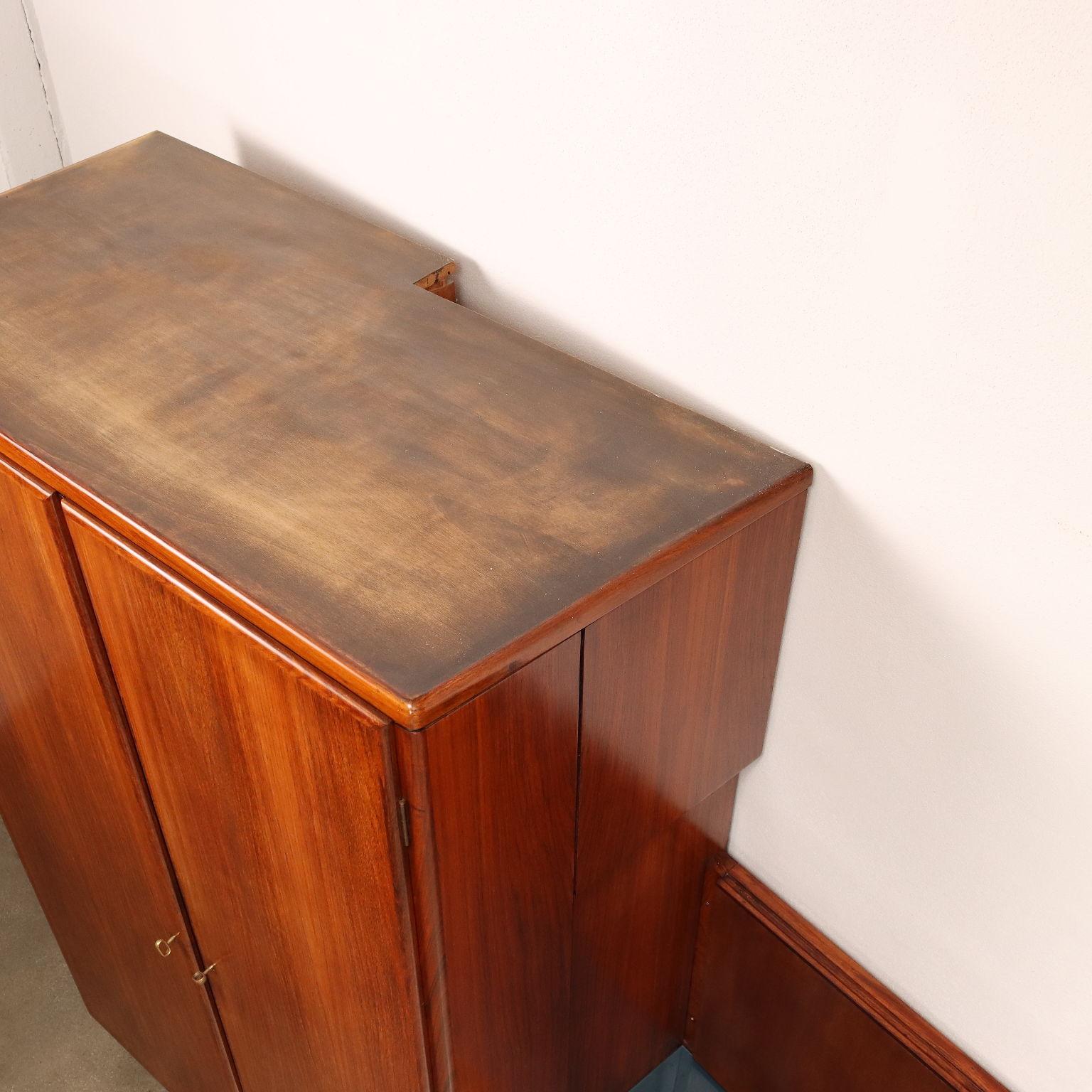 Cabinet Rosewood Italy 1950s For Sale 9