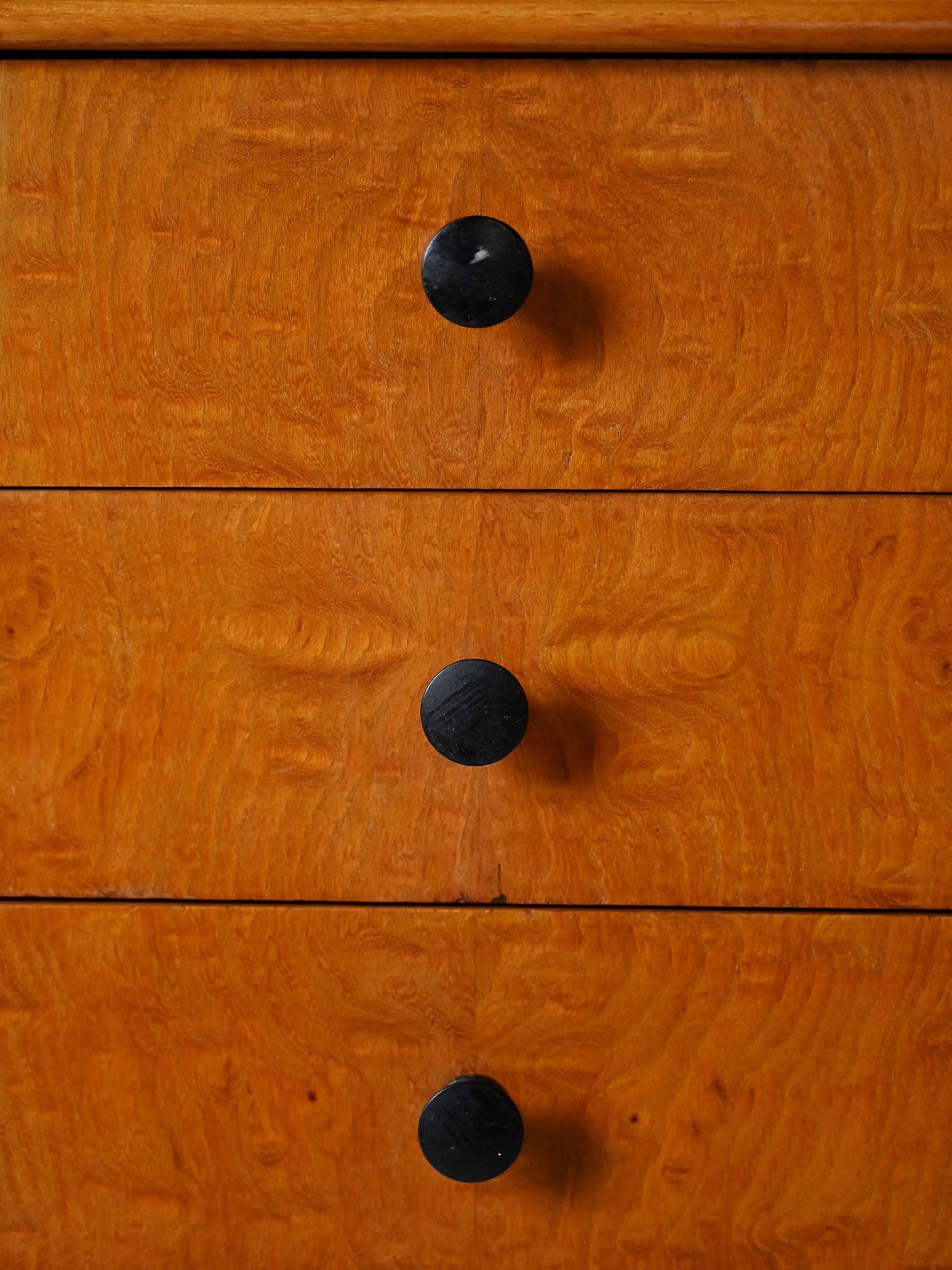 Scandinavian deco cabinet in elm For Sale 1