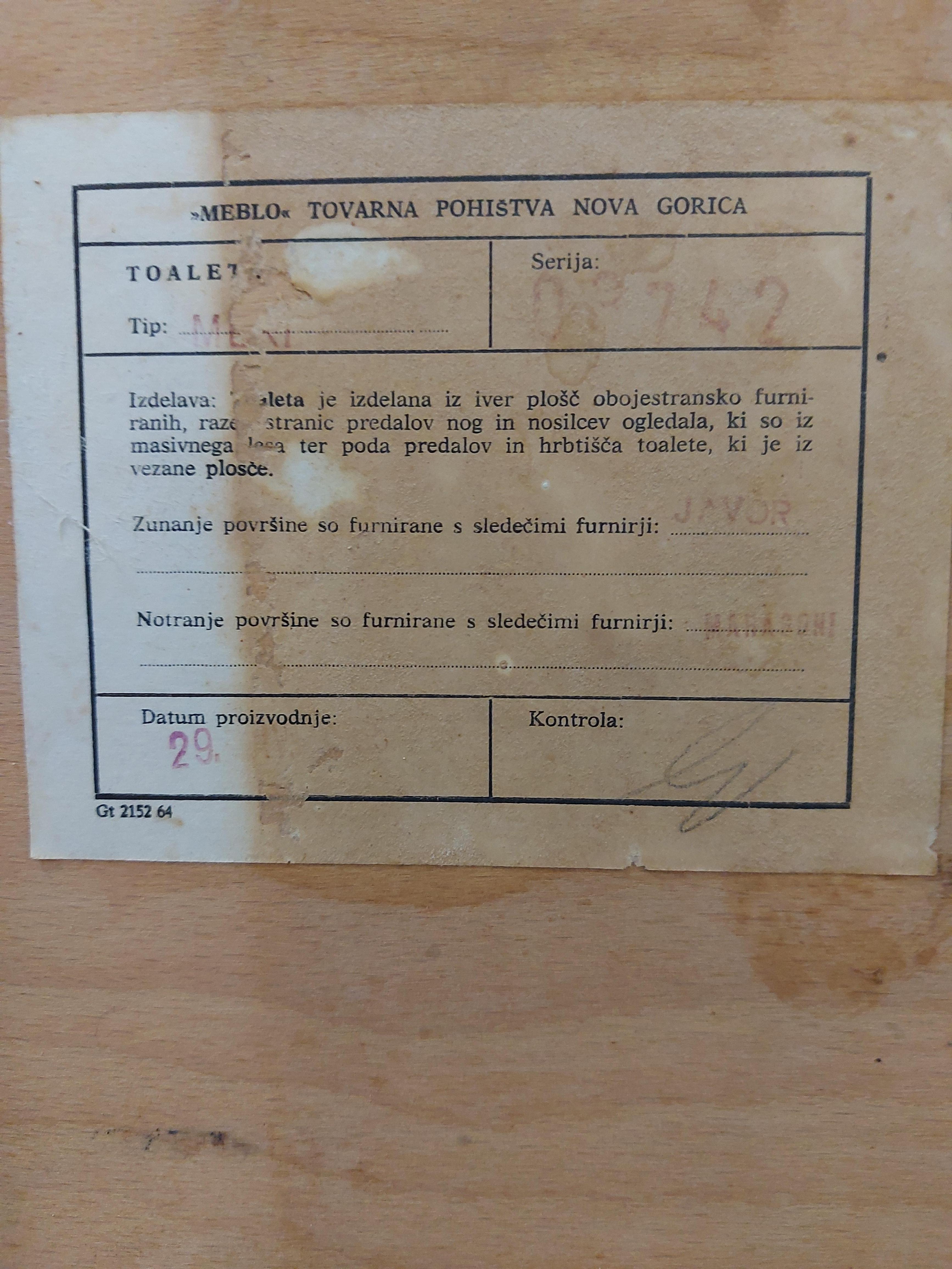 Slovène Armoire/placard 1970 en vente