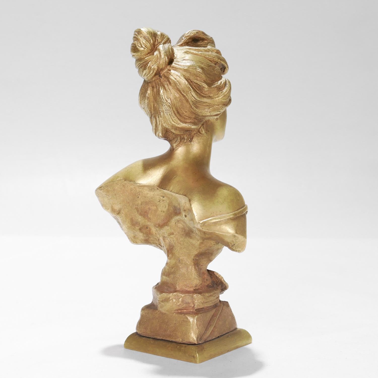 Cabinet-Sized 'Farfalla' Gilt Bronze Bust of a Woman after Emmanuel Villanis For Sale 2