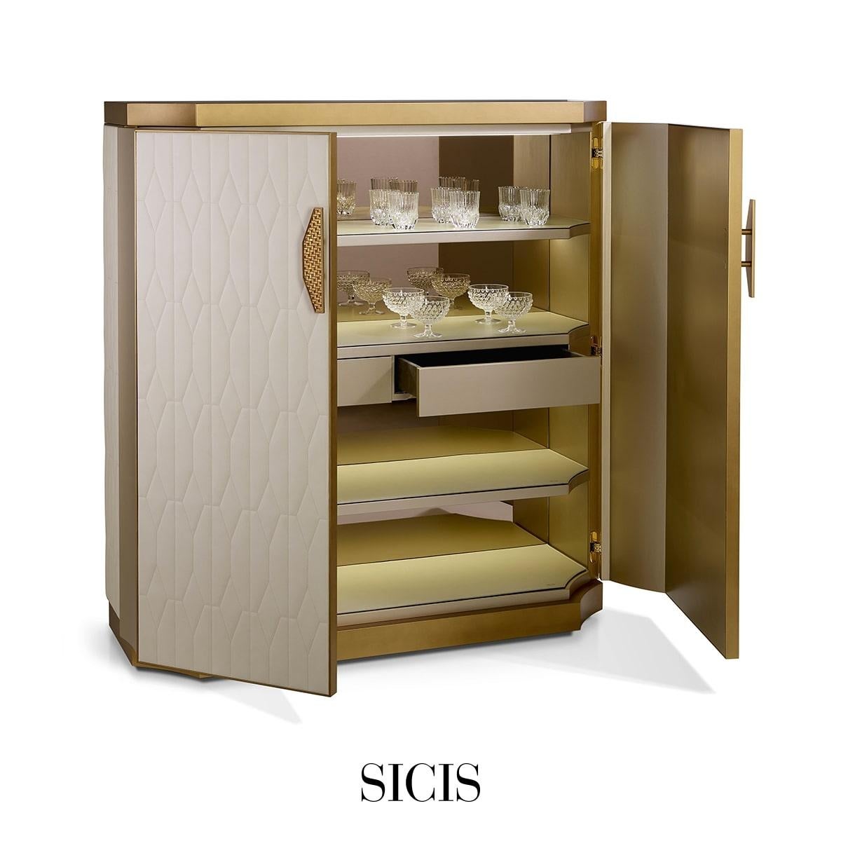 Sicis is delighted to welcome you at ‘Home’.
The classically inspired extent in contemporary plays an eclectic style, elegant and refined. Interiors express personality.
A constant research, attention to quality, use of selected materials and