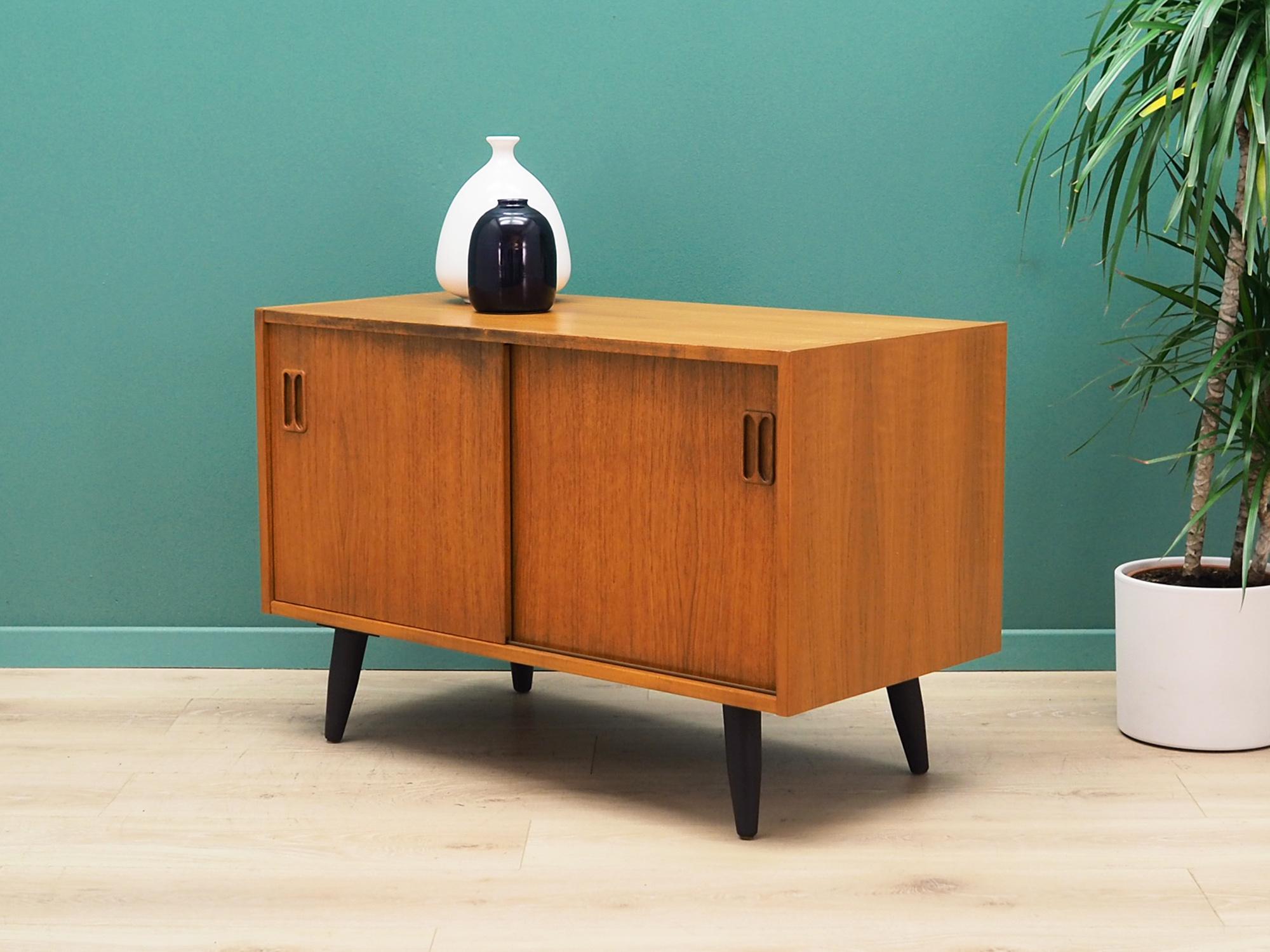 Cabinet Teak, Danish Design, 1960s In Good Condition For Sale In Szczecin, Zachodniopomorskie