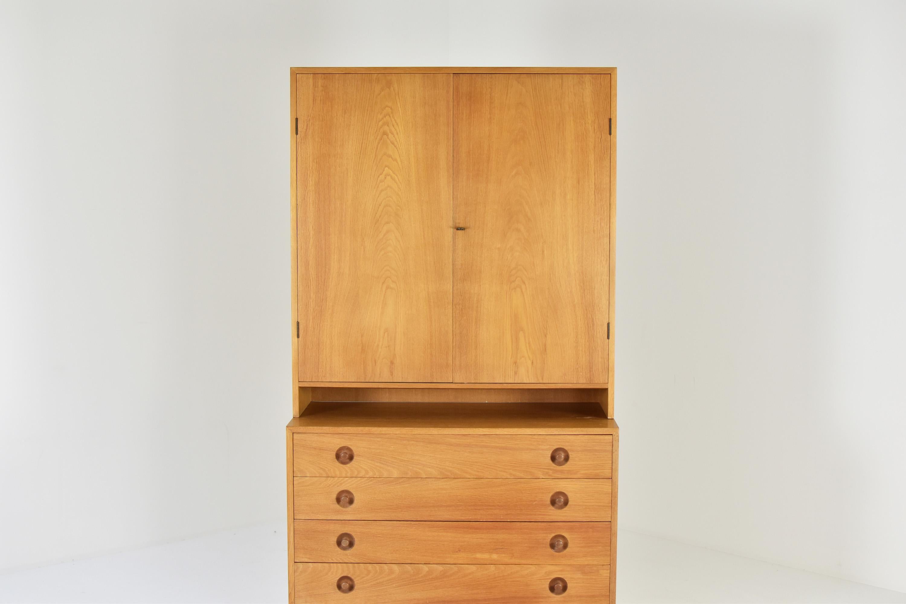 Scandinavian Modern Cabinet / Wall Unit by Hans Wegner in Oak for RY Mobler, Denmark, 1950's