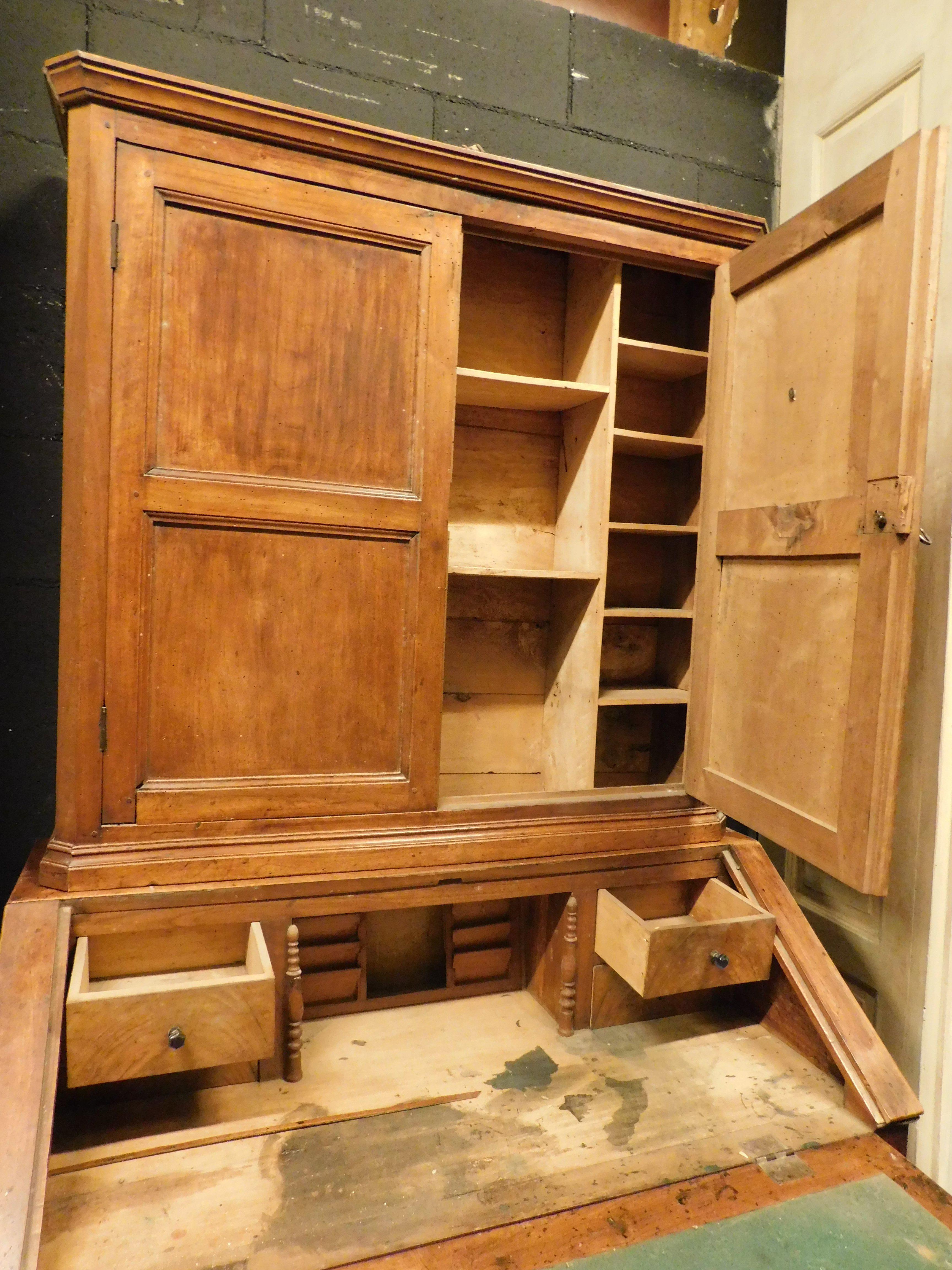 Cabinet with flap, walnut desk, Italy For Sale 4