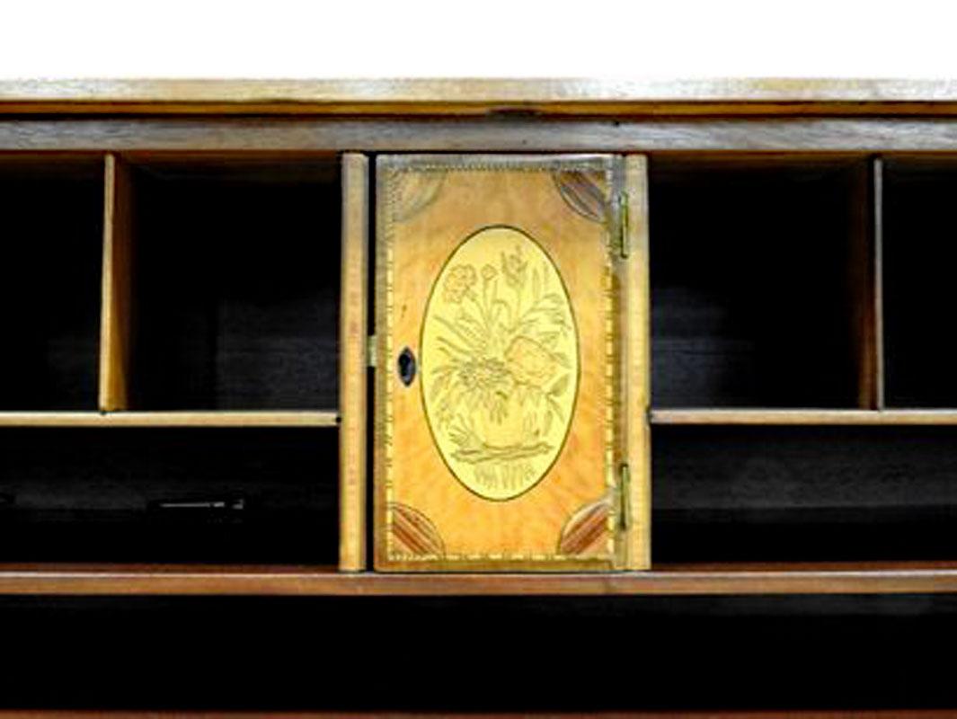 Mid-Century Modern Cabinet with Flowers Inlaid Inside, Mounted on an X-Shaped Base in Gilt Metal For Sale