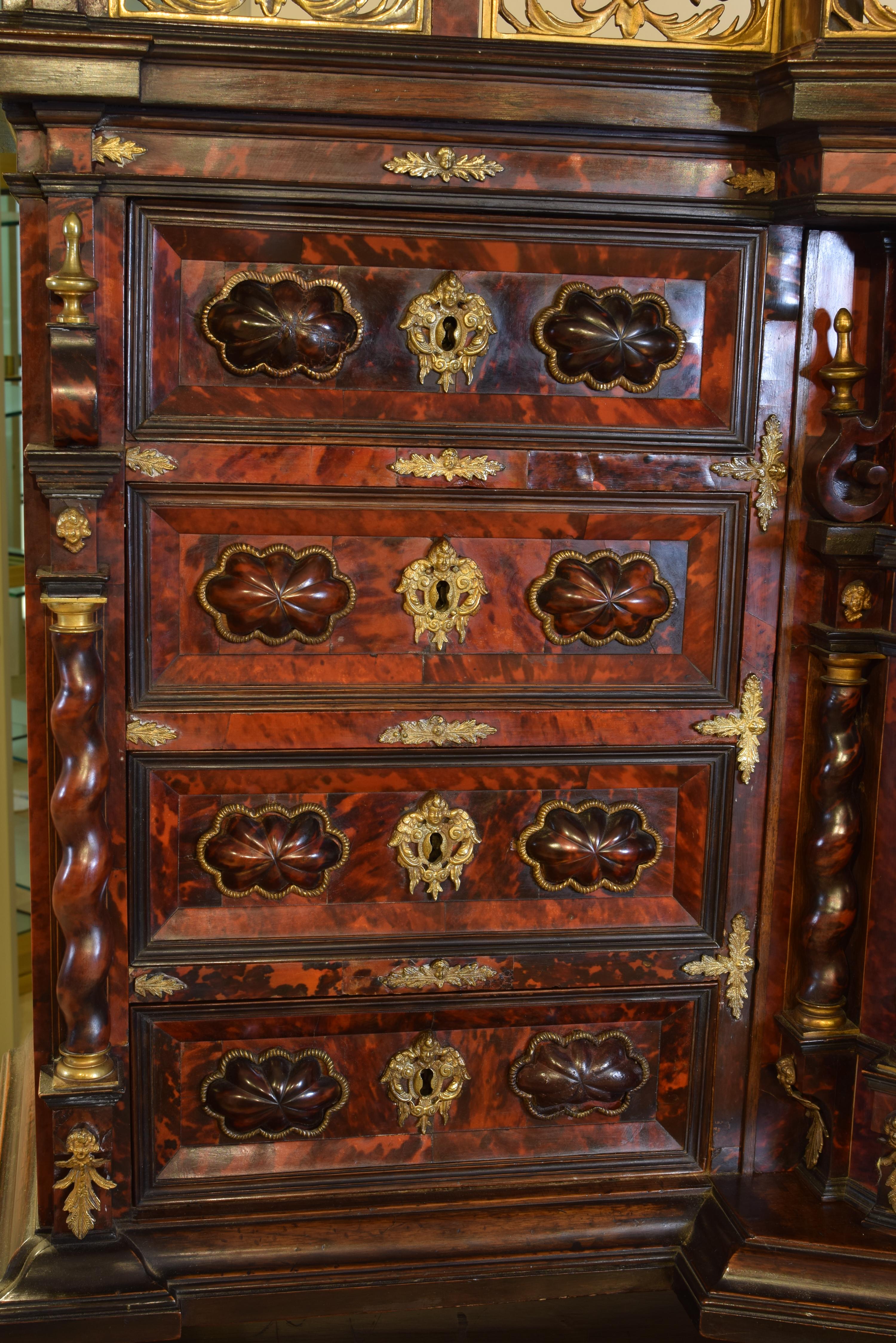 Cabinet with Table, Tortoiseshell, Bronze, Etc, Italy, 17th Century and Later For Sale 2