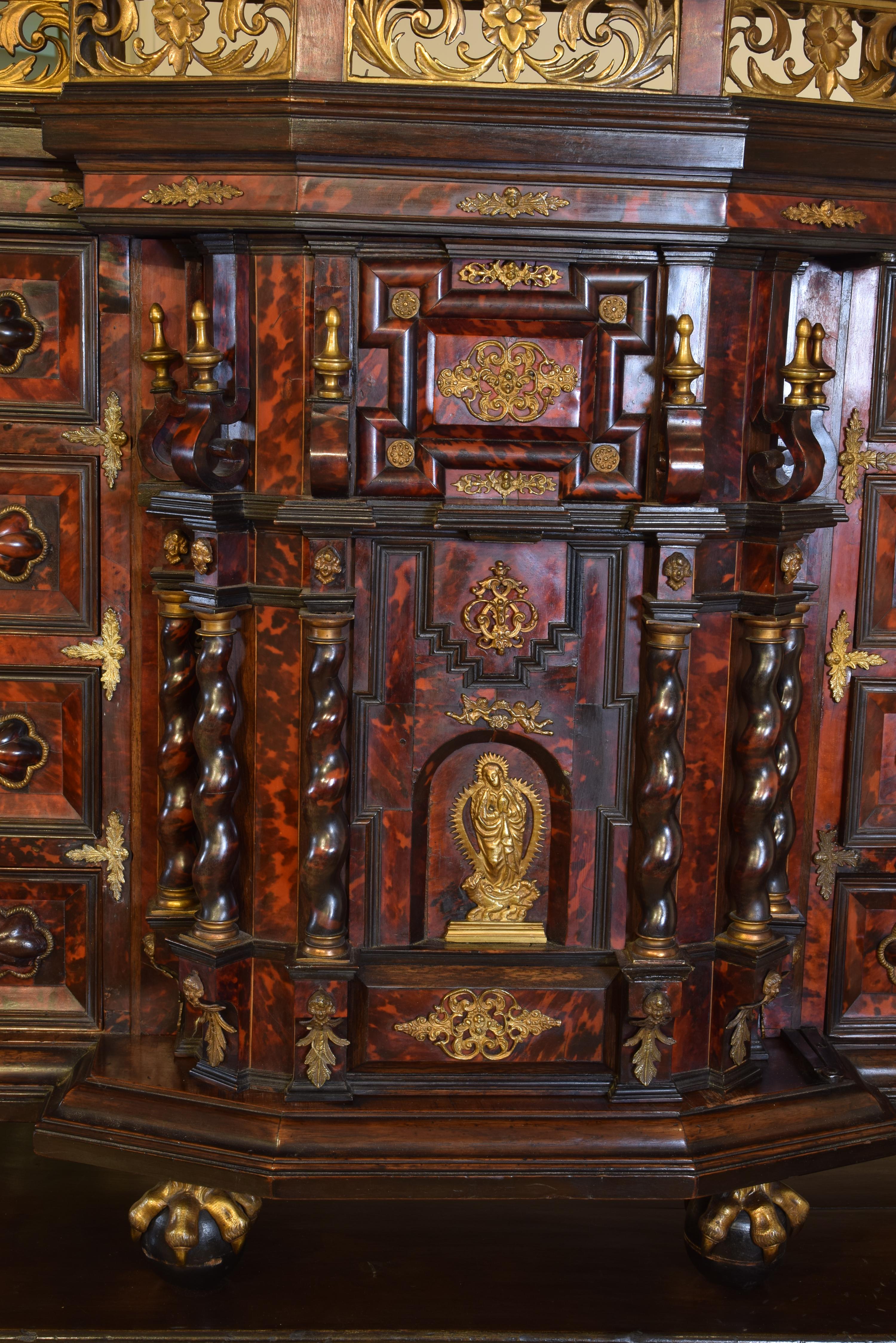 Cabinet with Table, Tortoiseshell, Bronze, Etc, Italy, 17th Century and Later For Sale 3