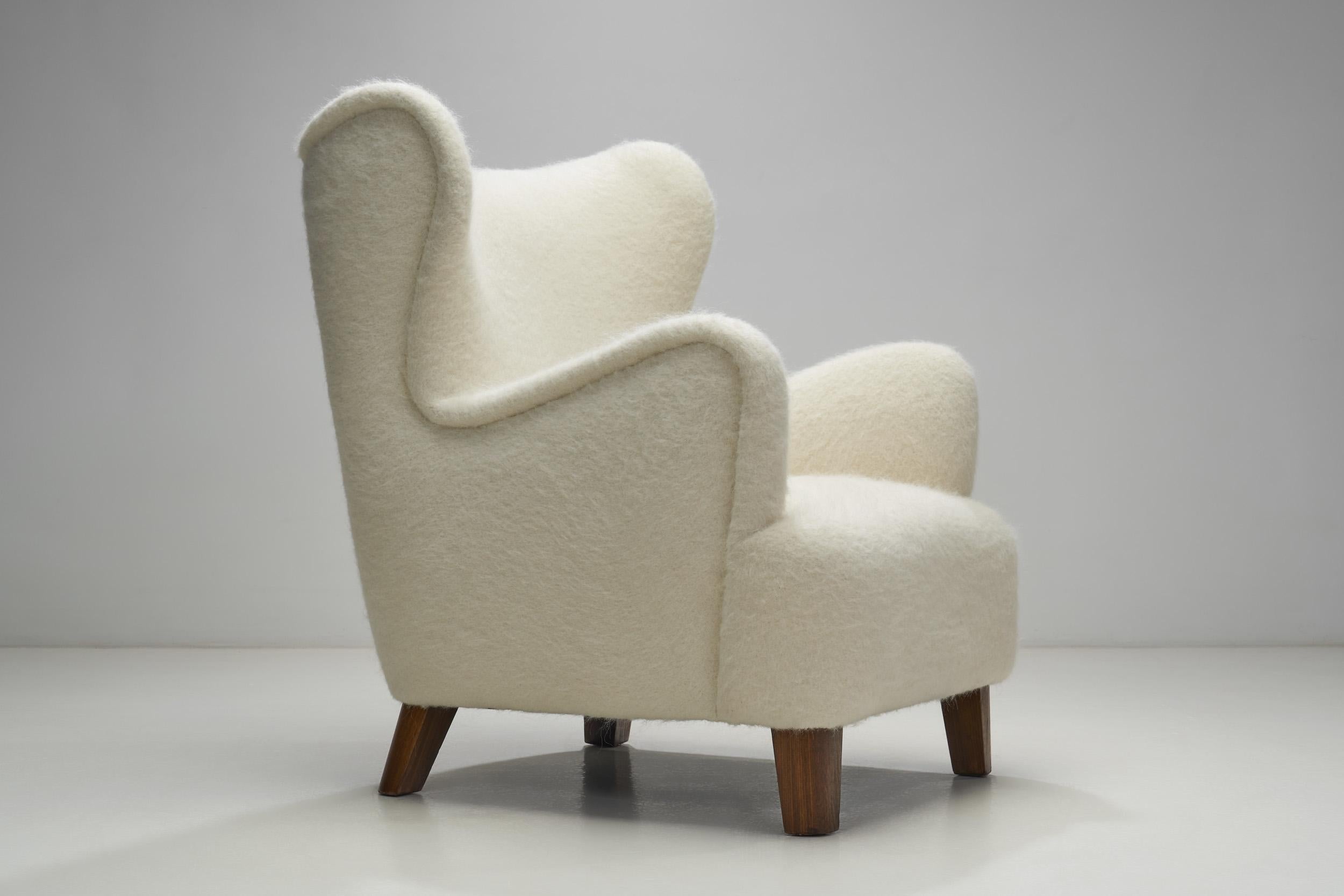 Cabinetmaker Armchairs with Wood Feet, Europe first half of the 20th century 5