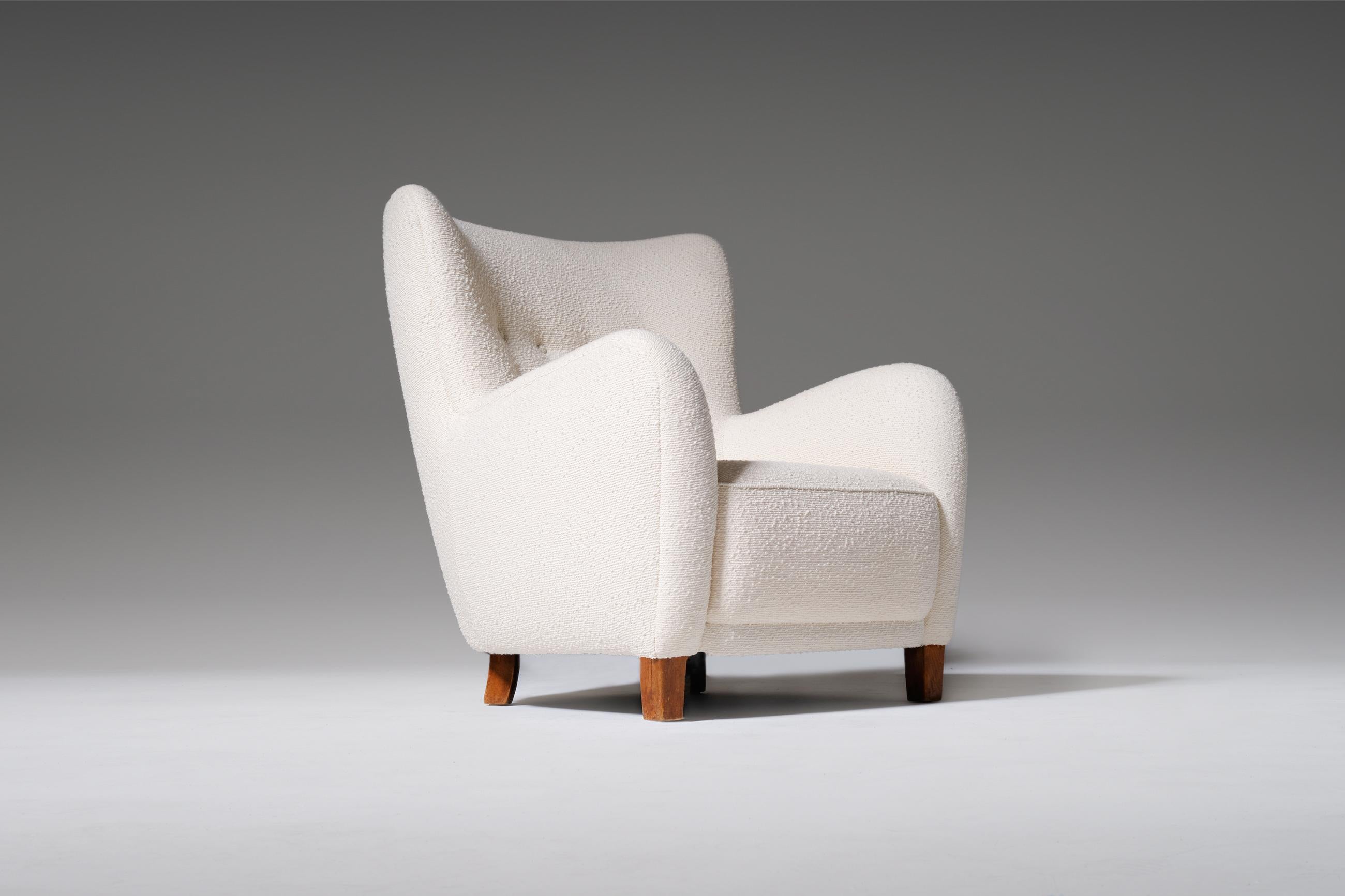 Cabinetmakers High-Back Lounge Chair in the Style of Frits Hansen, 1940s 1