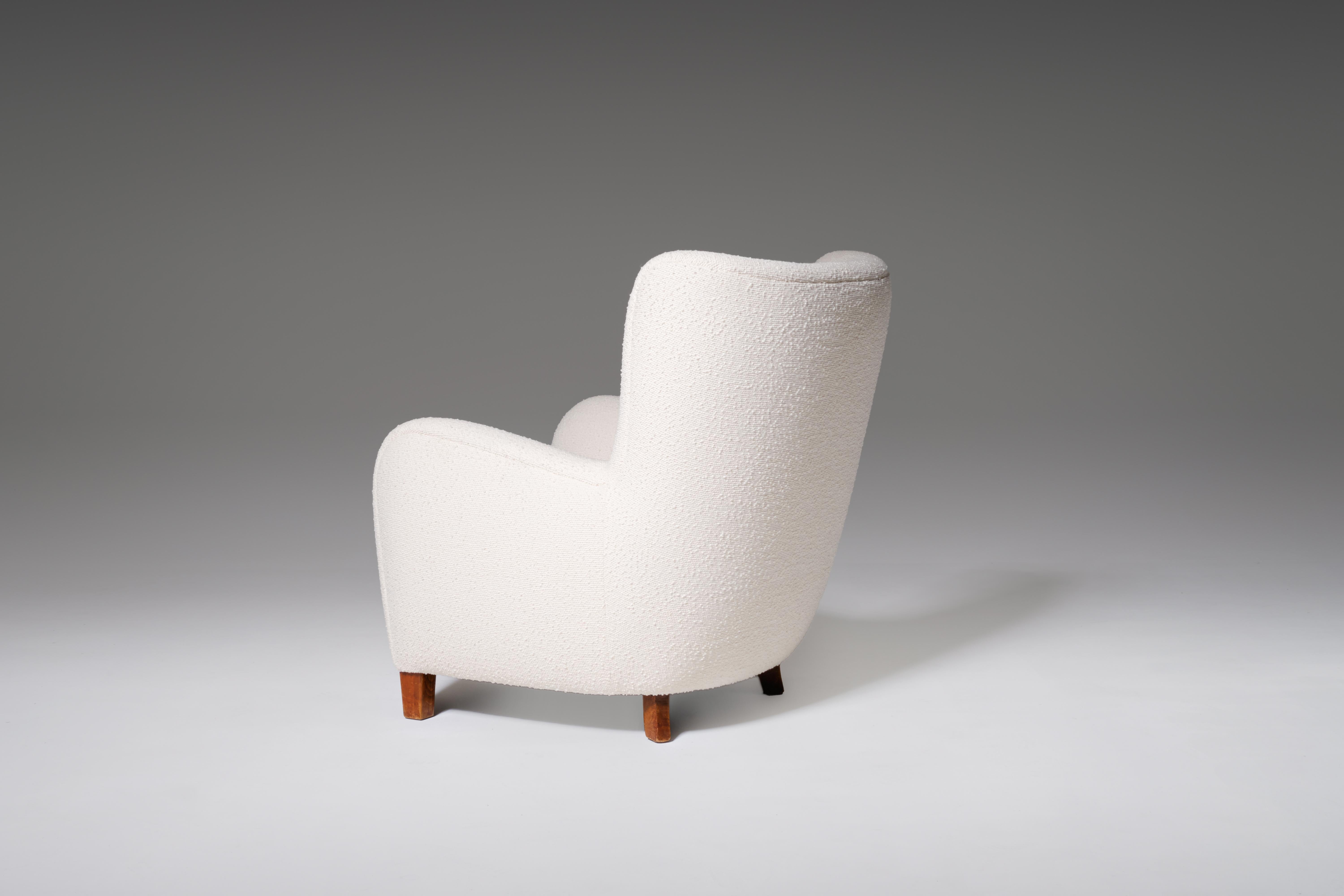 Cabinetmakers High-Back Lounge Chair in the Style of Frits Hansen, 1940s 2