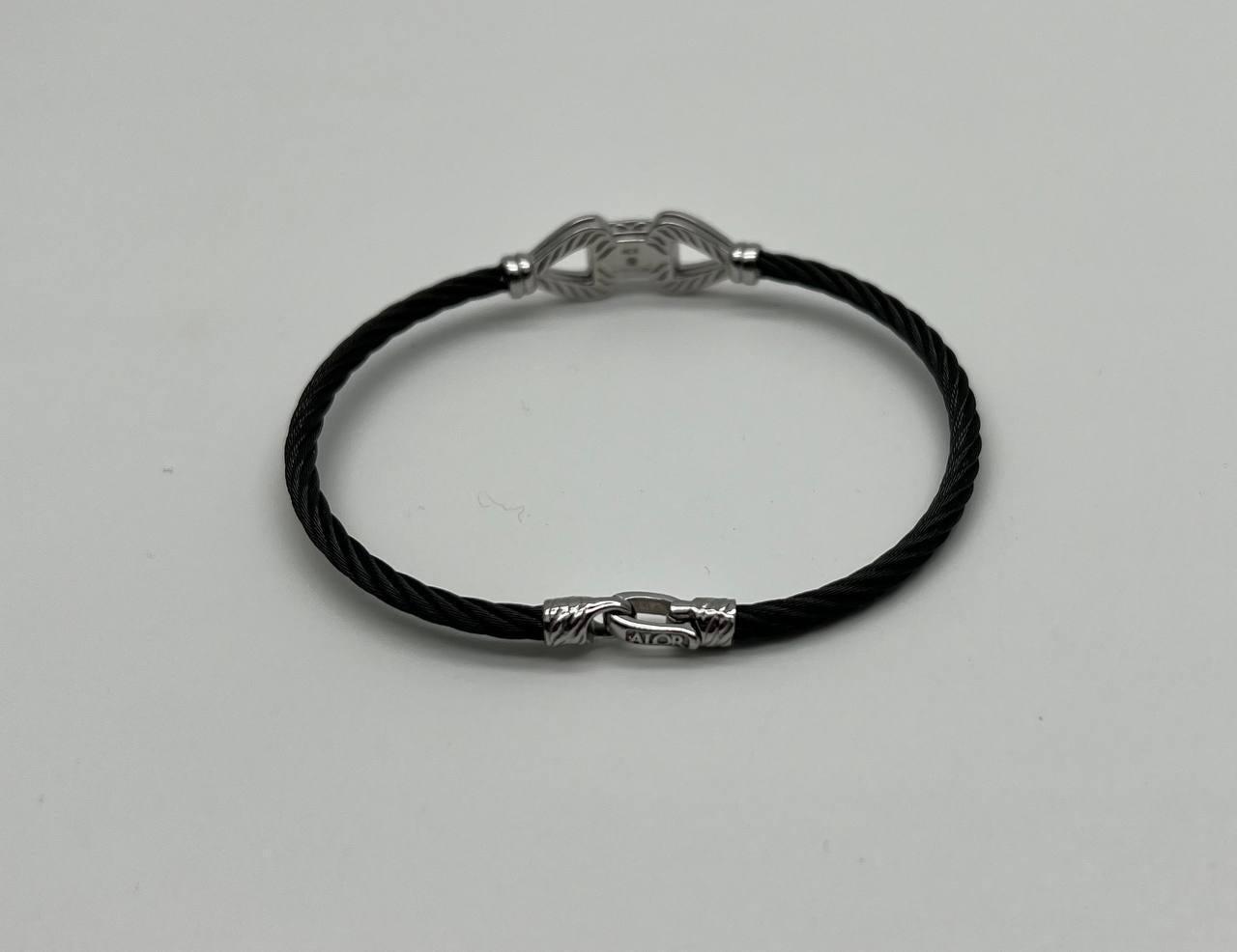 Taille ronde Bracelet filigrane d'une seule rangée avec diamants blancs et or blanc 18 carats en vente