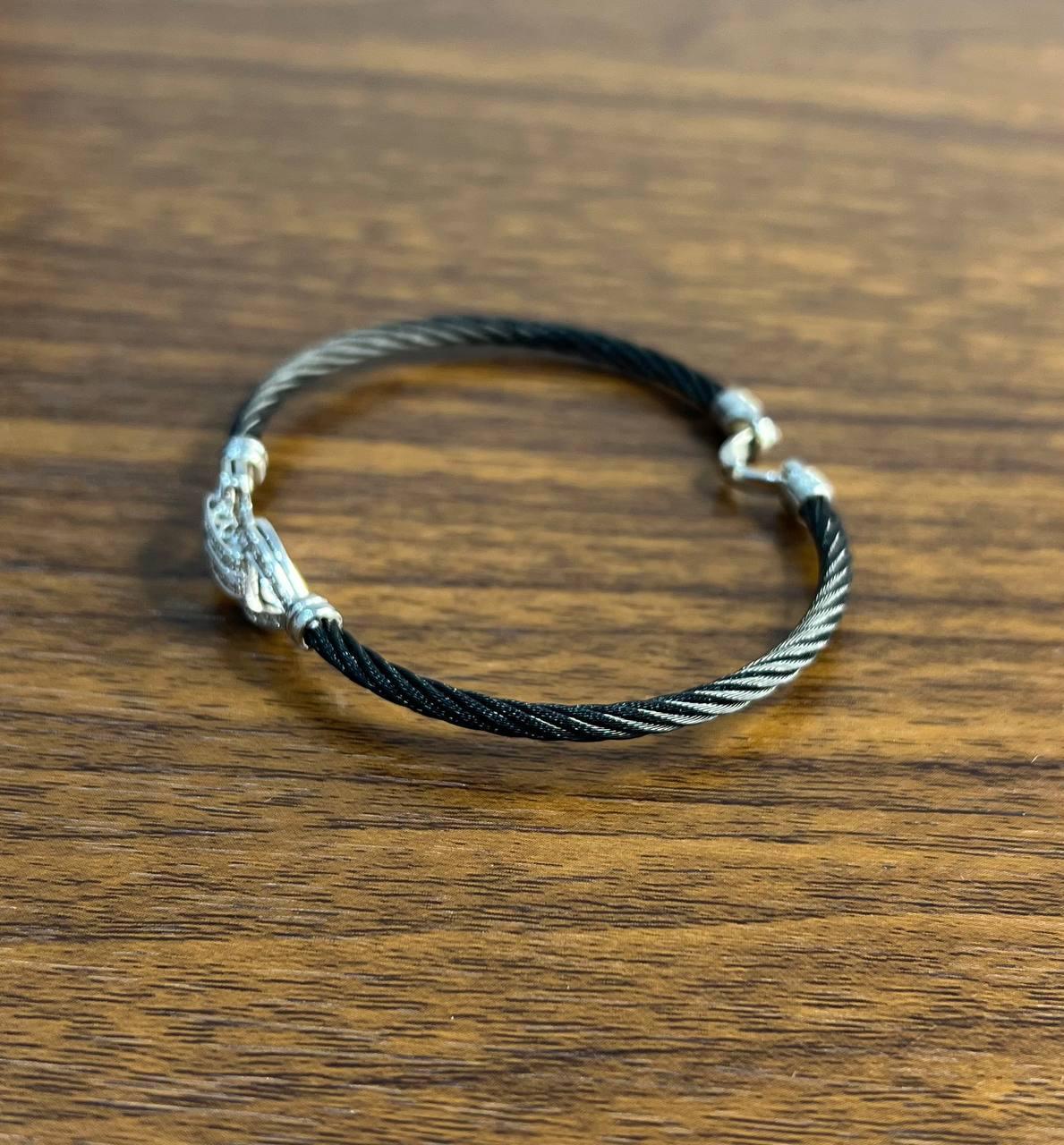 Bracelet filigrane d'une seule rangée avec diamants blancs et or blanc 18 carats en vente 2