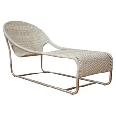 Cabo Outdoor Chaise aus gewebtem Stoff in Blau und Weiß gestreift