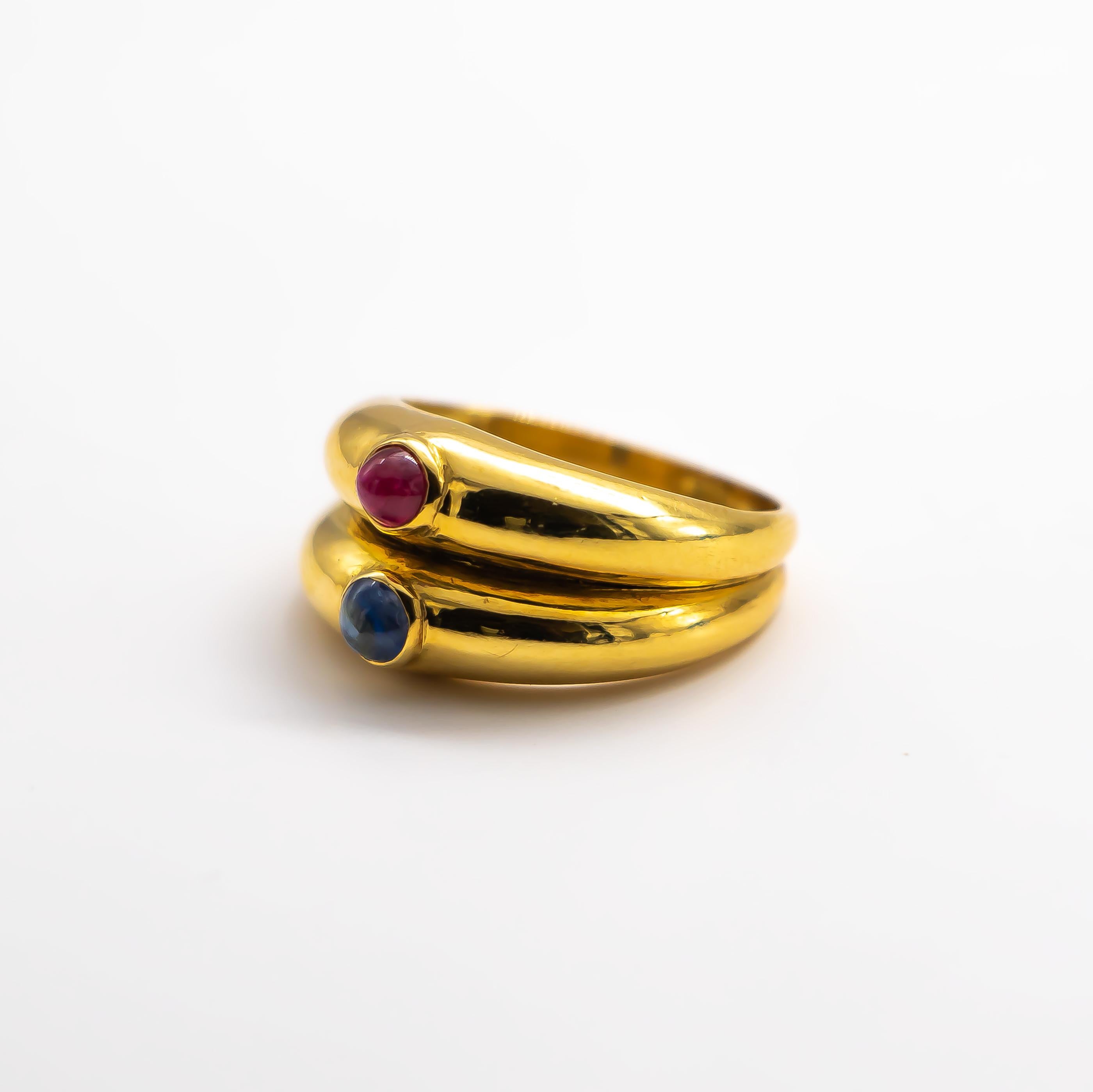 Cabochon 0.2 Carat Ruby and Cabochon 0.2 Carat Sapphire Ring 18K Yellow Gold 3
