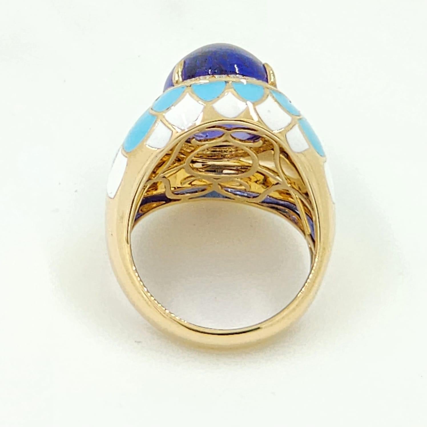 Bague en or jaune 18 carats avec tanzanite cabochon 10,32 carats, diamants et émail Unisexe en vente