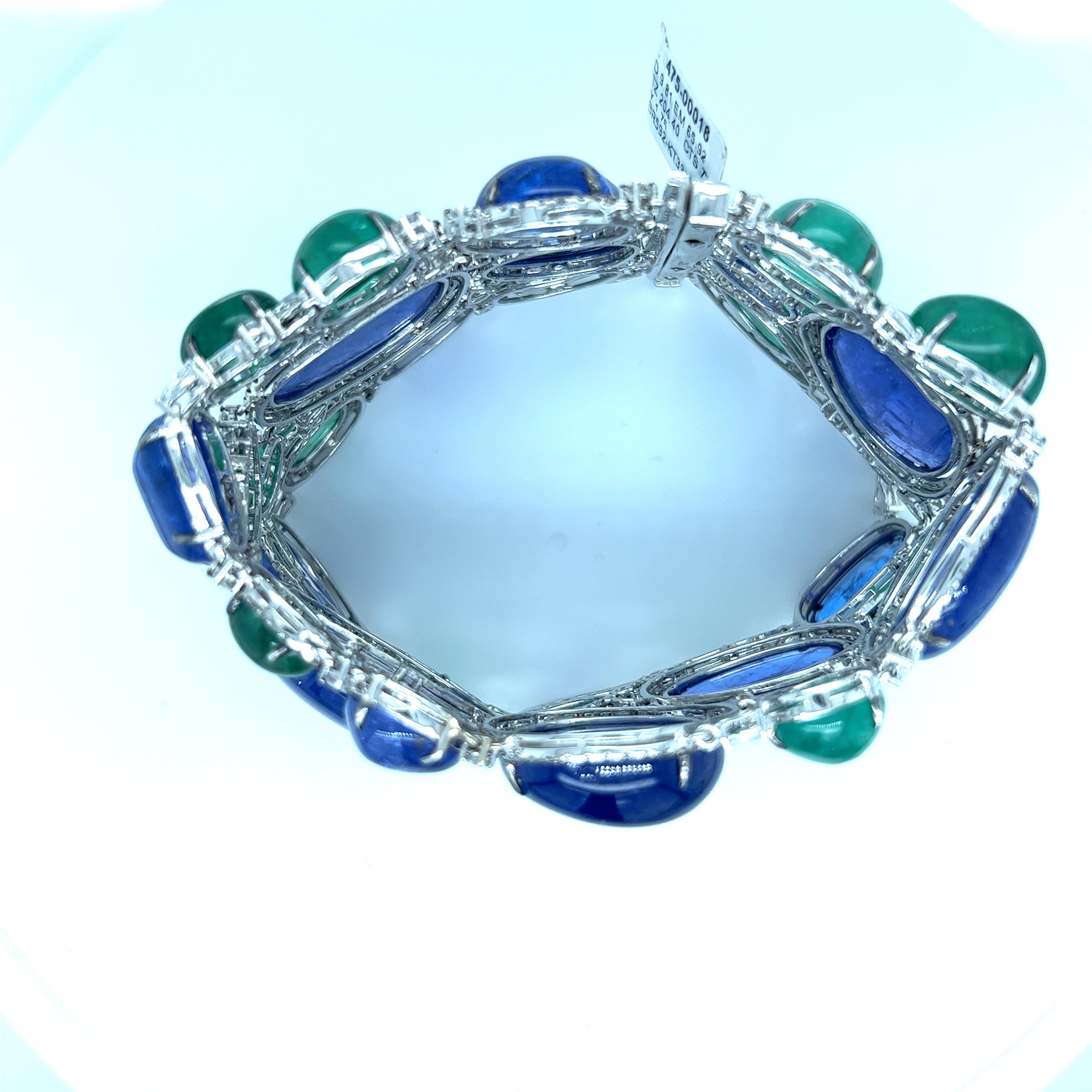 Modern Cabochon 65.92ct Emerald, 204.40 Tanzanite & 9.81 Carat Diamond Bracelet For Sale