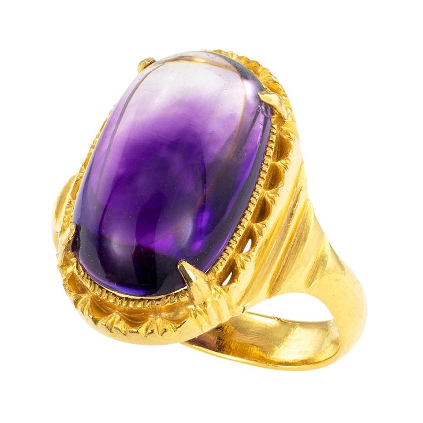 Cabochon Amethyst 21 Karat Yellow Gold Ring