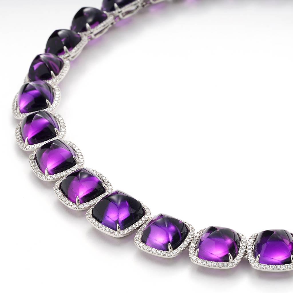 Cabochon Amethyst and Diamond Halo Necklace in 18 Karat White Gold In New Condition For Sale In Chicago, IL