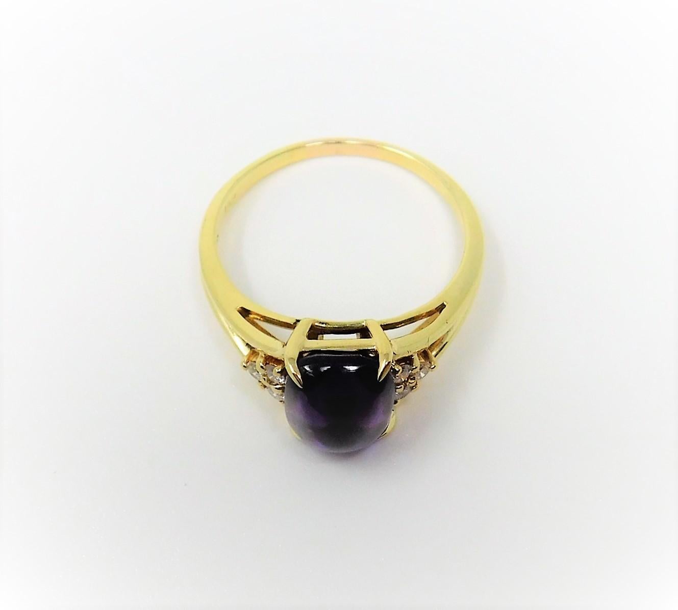 Women's or Men's Cabochon Amethyst and Diamond Ring in 18 Karat Gold For Sale