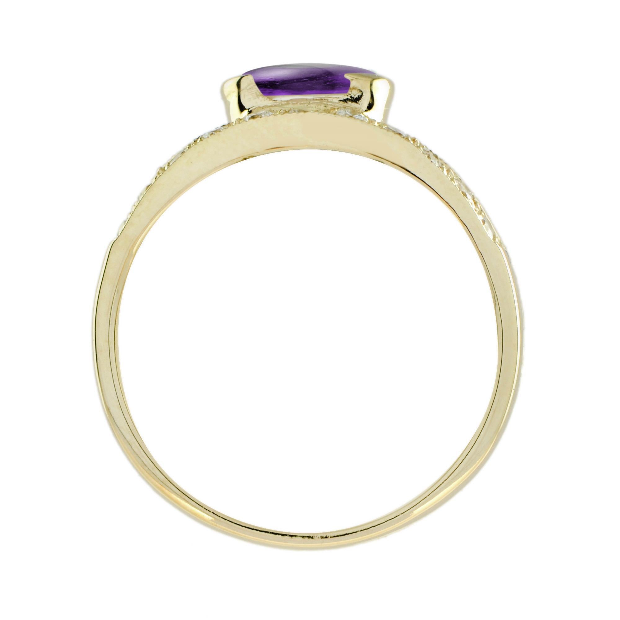 Women's Cabochon Amethyst Diamond Vintage Style Ring in 9K Yellow Gold For Sale