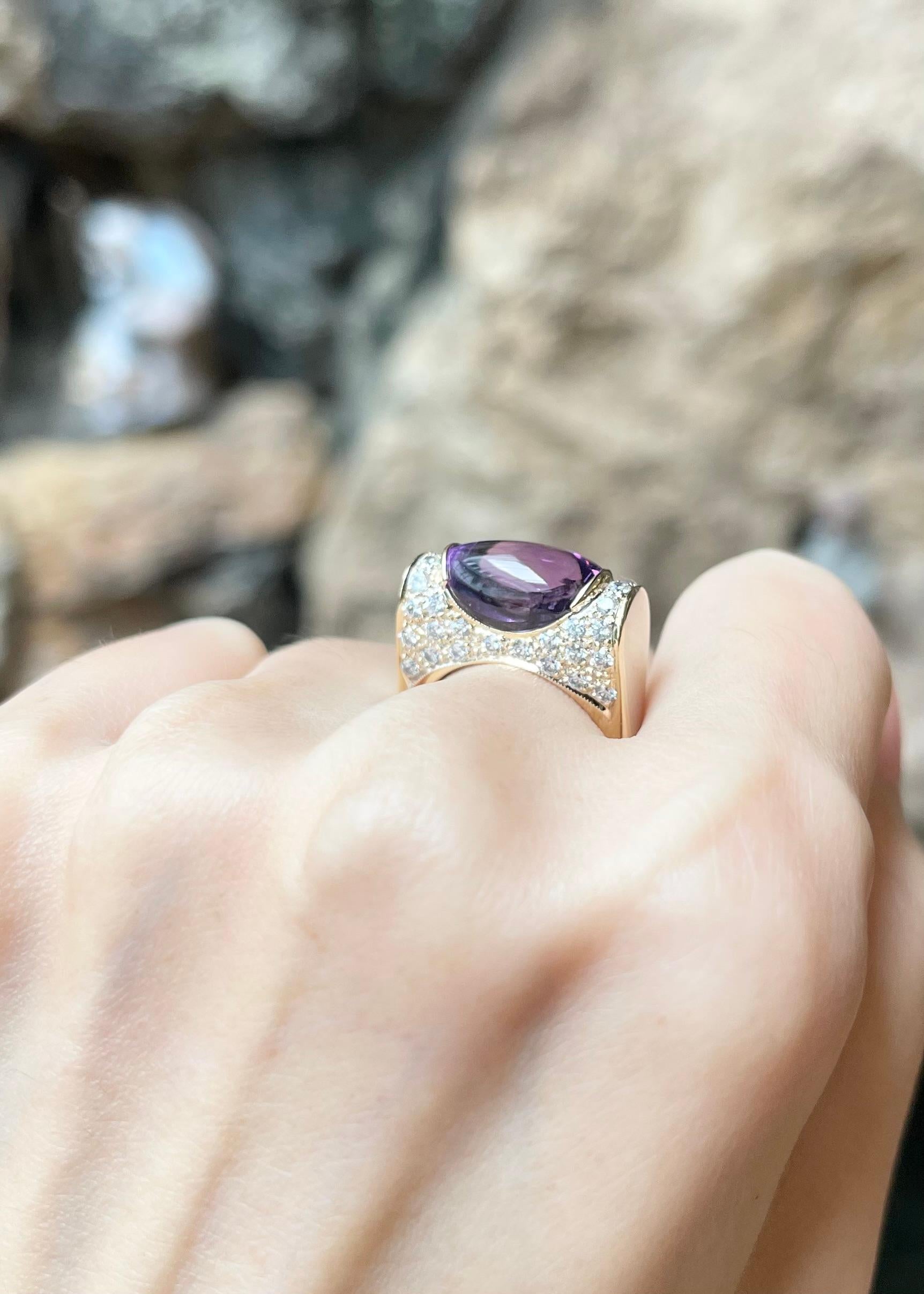 Cabochon Amethyst with Cubic Zirconia Ring set in 18K Rose Gold Settings In New Condition For Sale In Bangkok, TH