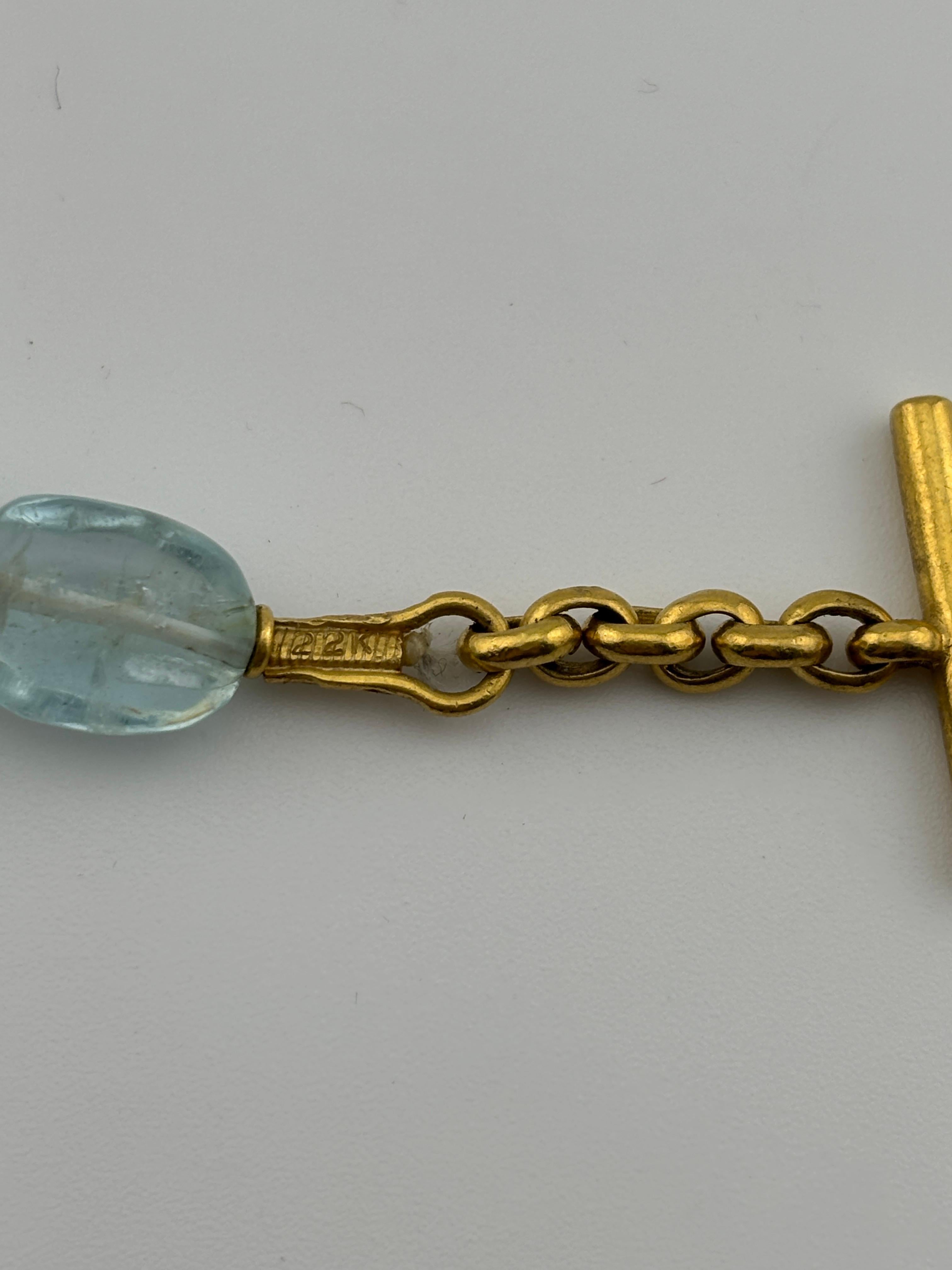 Collana con acquamarina cabochon e chiusura in oro 22k in vendita 2