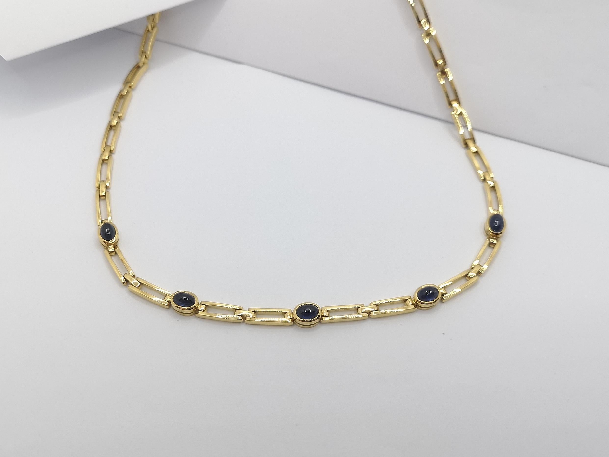 Cabochon Blue Sapphire Necklace Set in 18 Karat Gold Settings For Sale 2