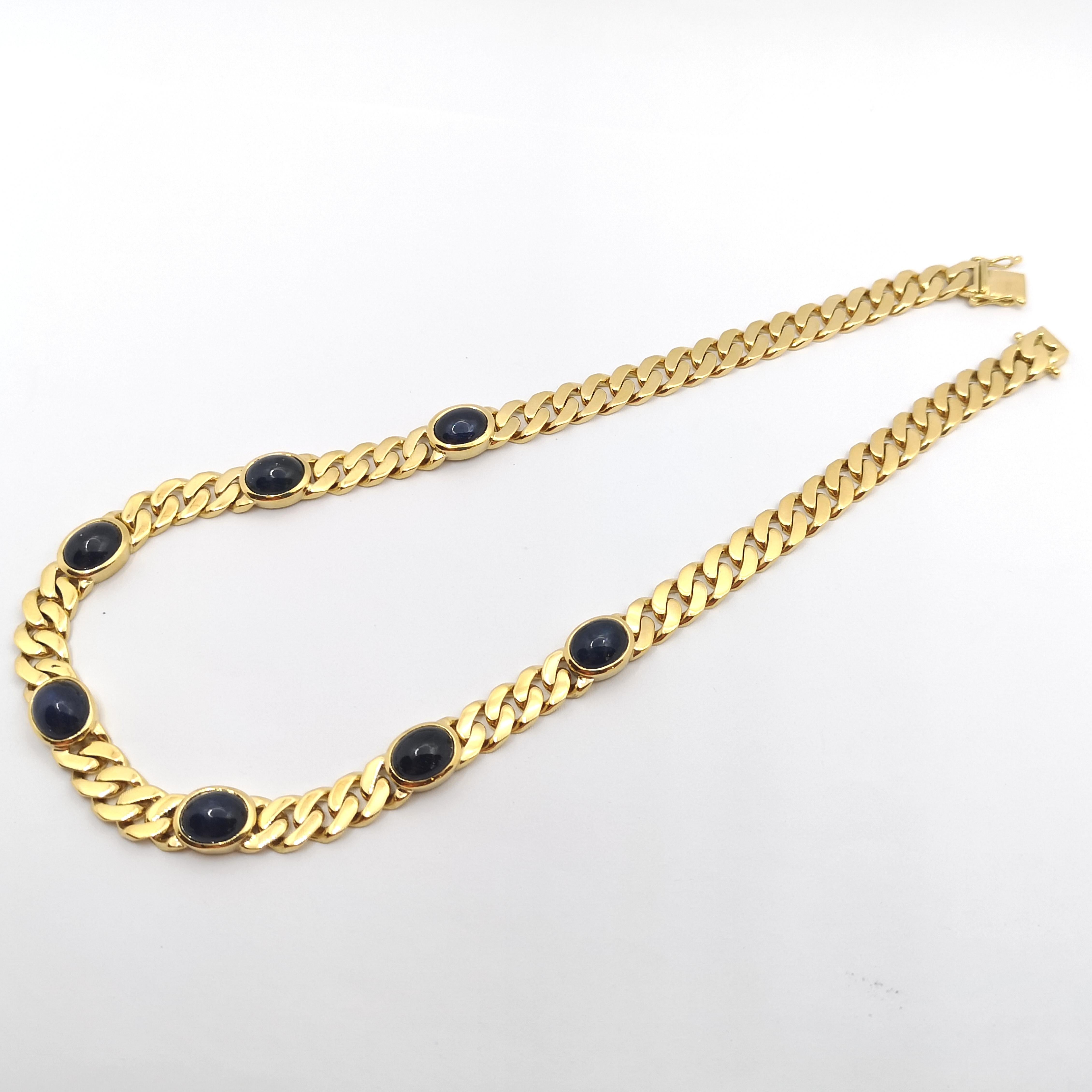 Cabochon Blue Sapphire Necklace set in 18K Gold Settings For Sale 5