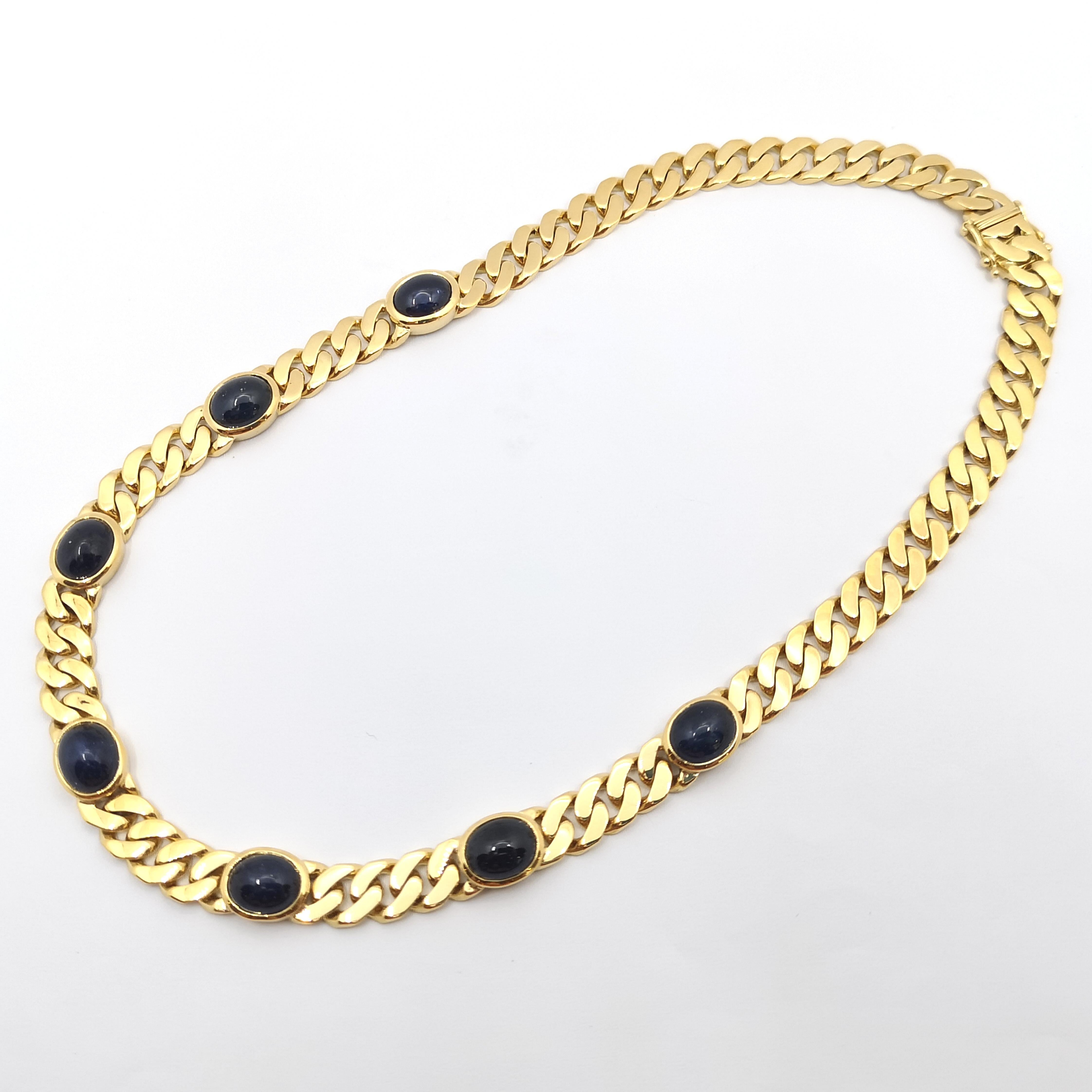 Cabochon Blue Sapphire Necklace set in 18K Gold Settings For Sale 1