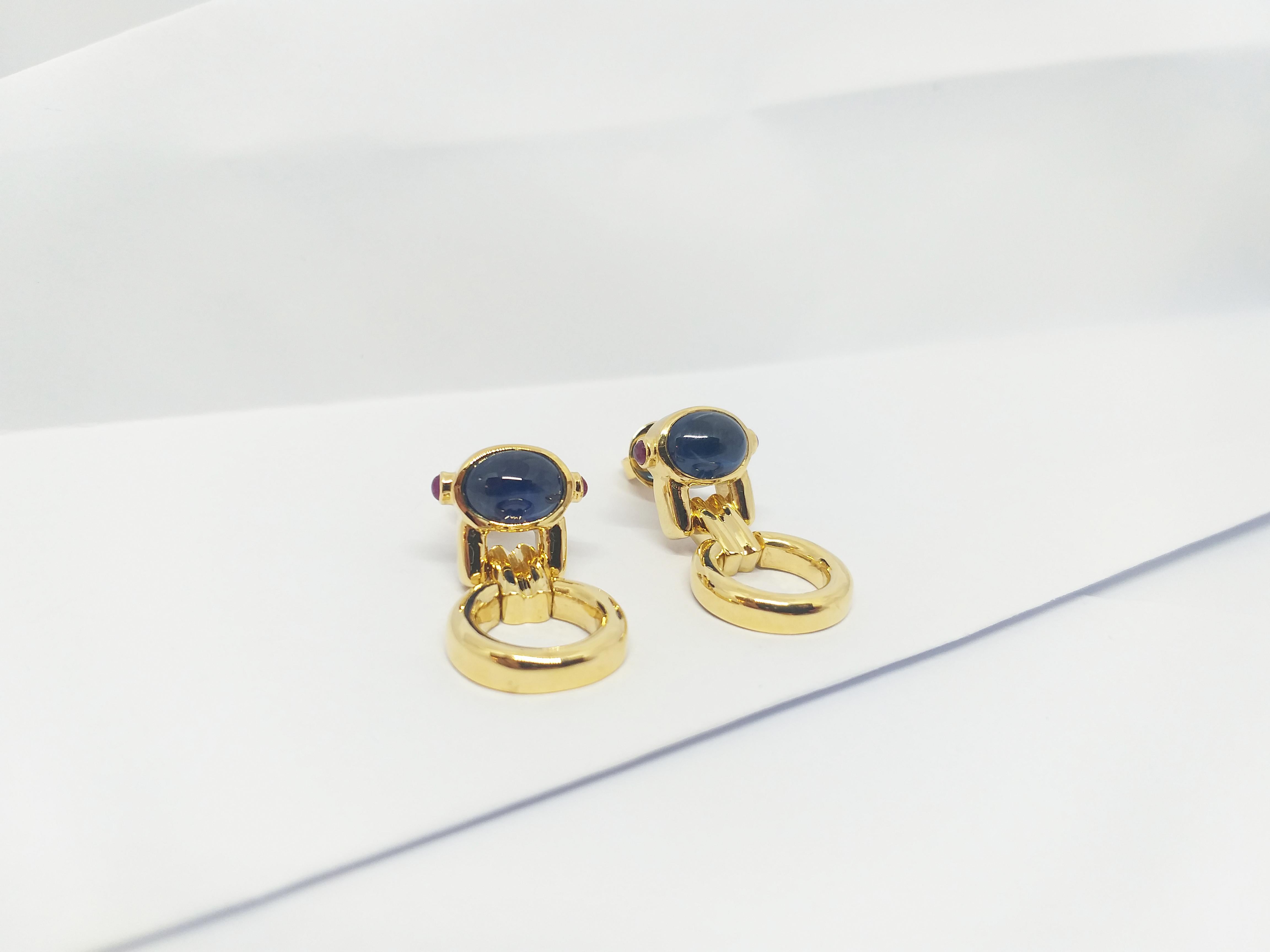Cabochon Blue Sapphire with Cabochon Ruby Earrings set in 18K Gold Settings For Sale 1