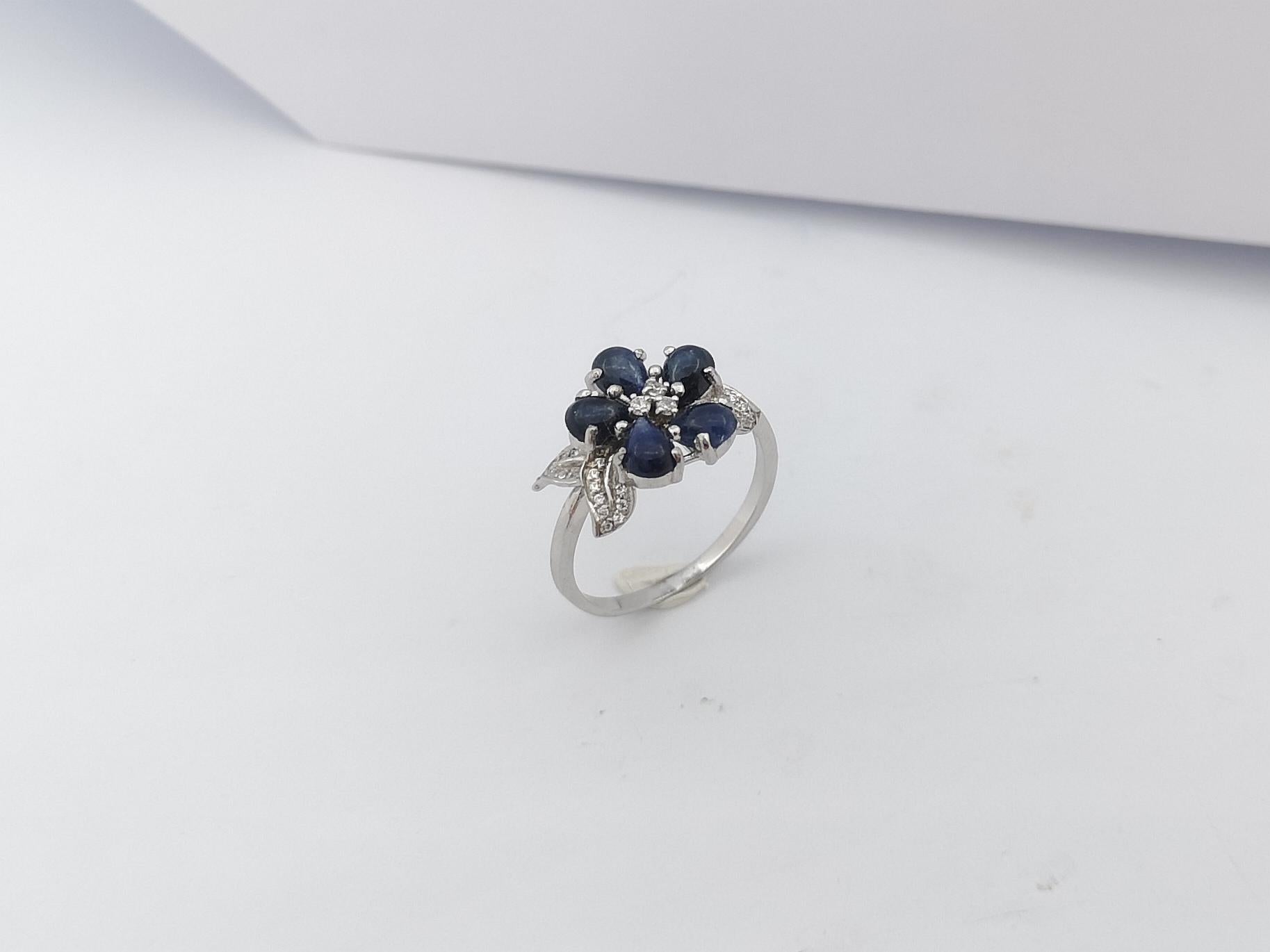 Cabochon Blue Sapphire with Cubic Zirconia Ring set in Silver Settings For Sale 10