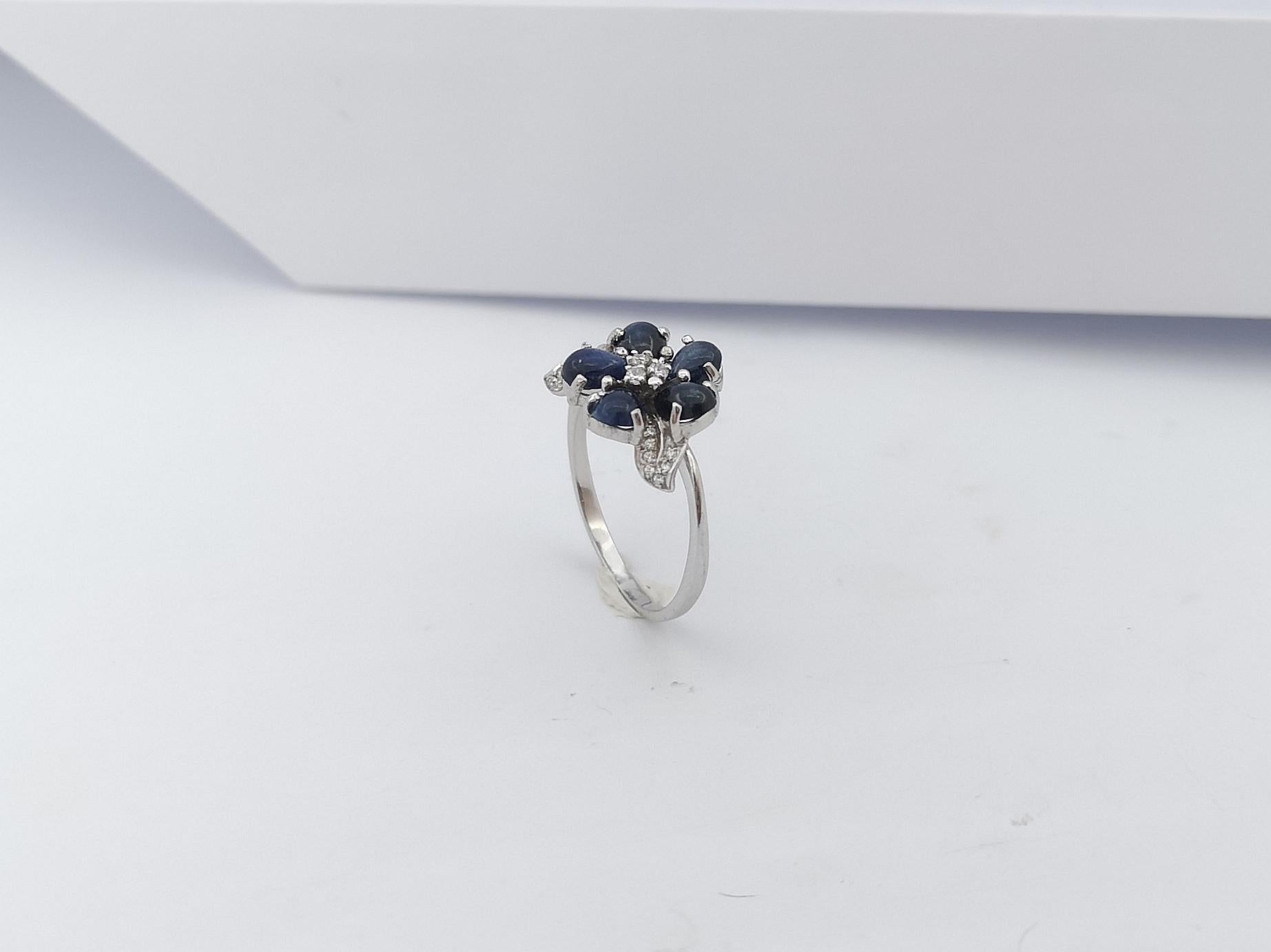 Cabochon Blue Sapphire with Cubic Zirconia Ring set in Silver Settings For Sale 12