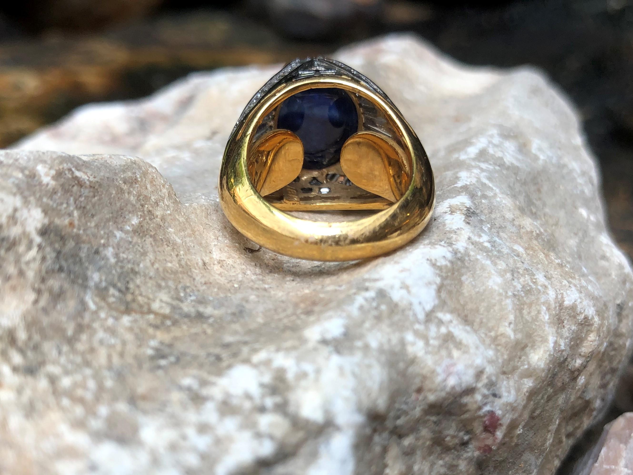 Cabochon Blue Sapphire with Diamond Ring Set in 18 Karat Gold Settings For Sale 10